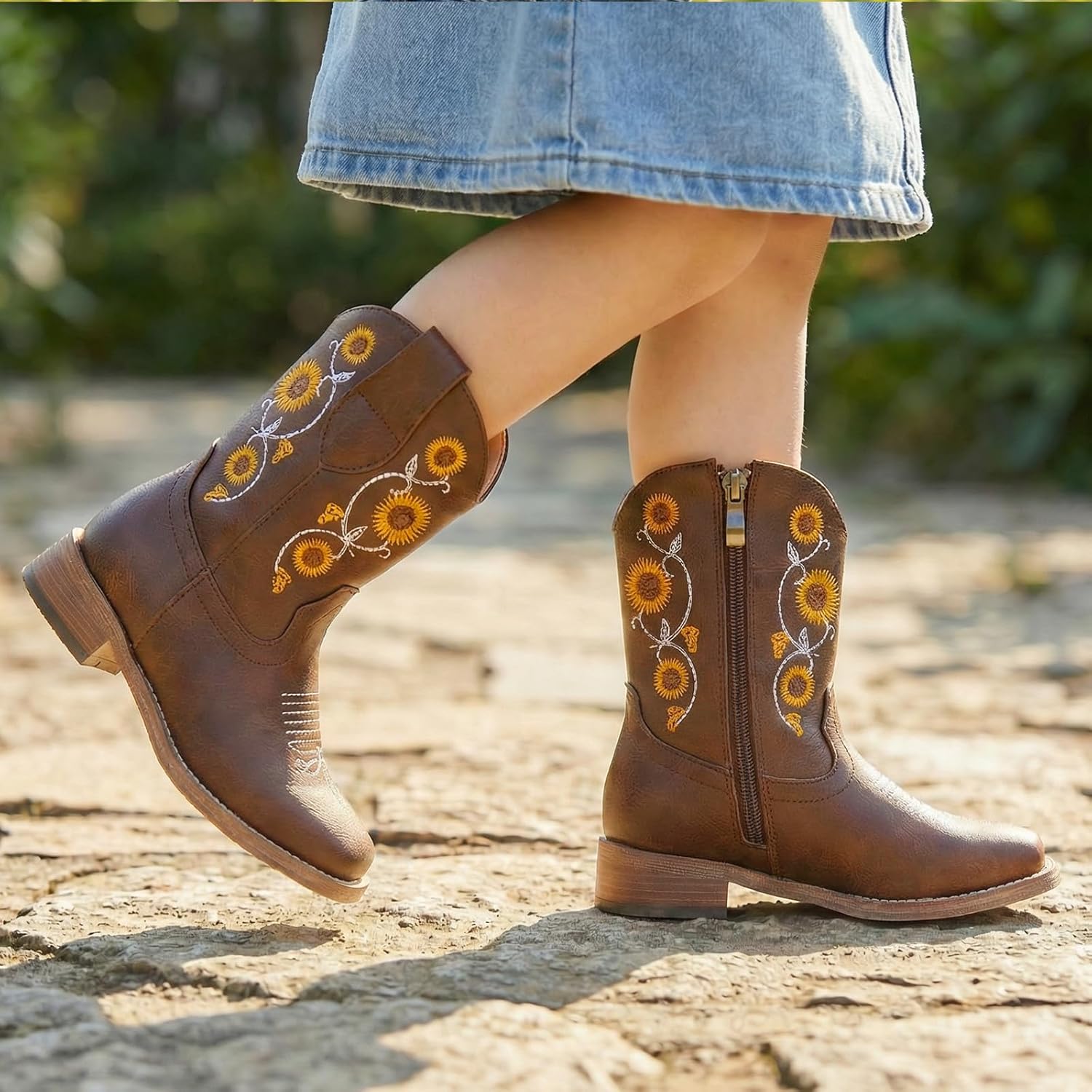 Girls Cowboy Boots with Floral Embroidery-Western Cowgirl Boots for Girls Toddler Little Big Kids, Square Toe Side Zipper Non-Slip Sunflower Shoes for Daily Birthday Wear