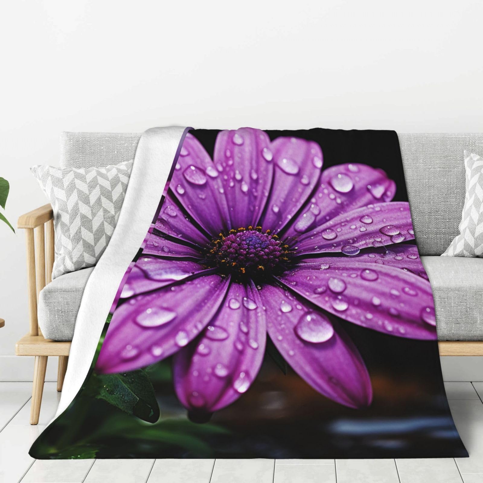Purple Daisy Throw Blanket Plush Flannel Fleece Blanket, Soft Lightweight Cozy Blankets 40"X30" for Bed Couch Sofa Travel