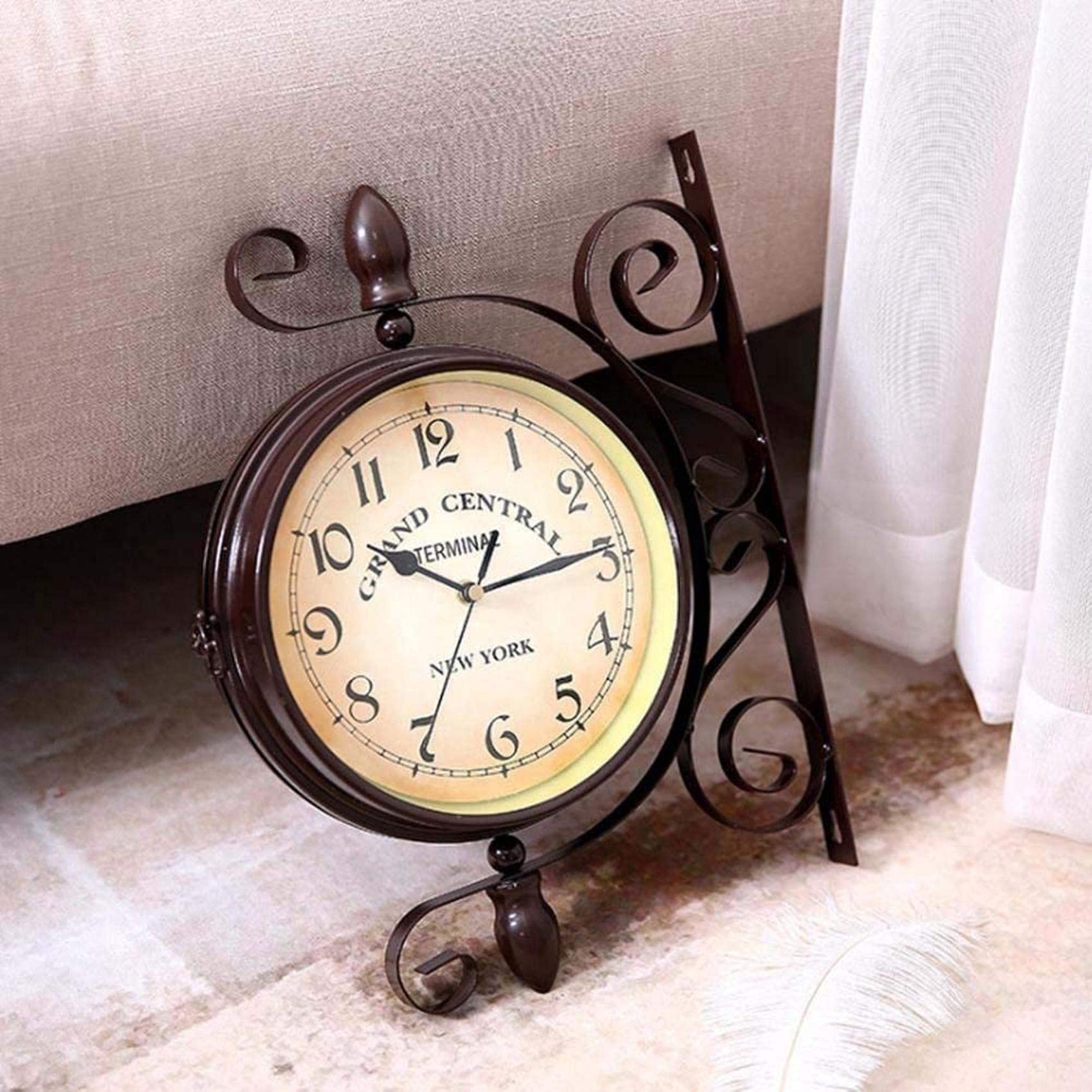 Zegar ścienny dwustronne zegar ścienny, vintage Wall Montażu Dwie twarze Zegar retro stacja, wiszący cichy zegar na ścianę do stacji domowej stacji dekoracje ogrodu Dwustronne dwustronne podwójne