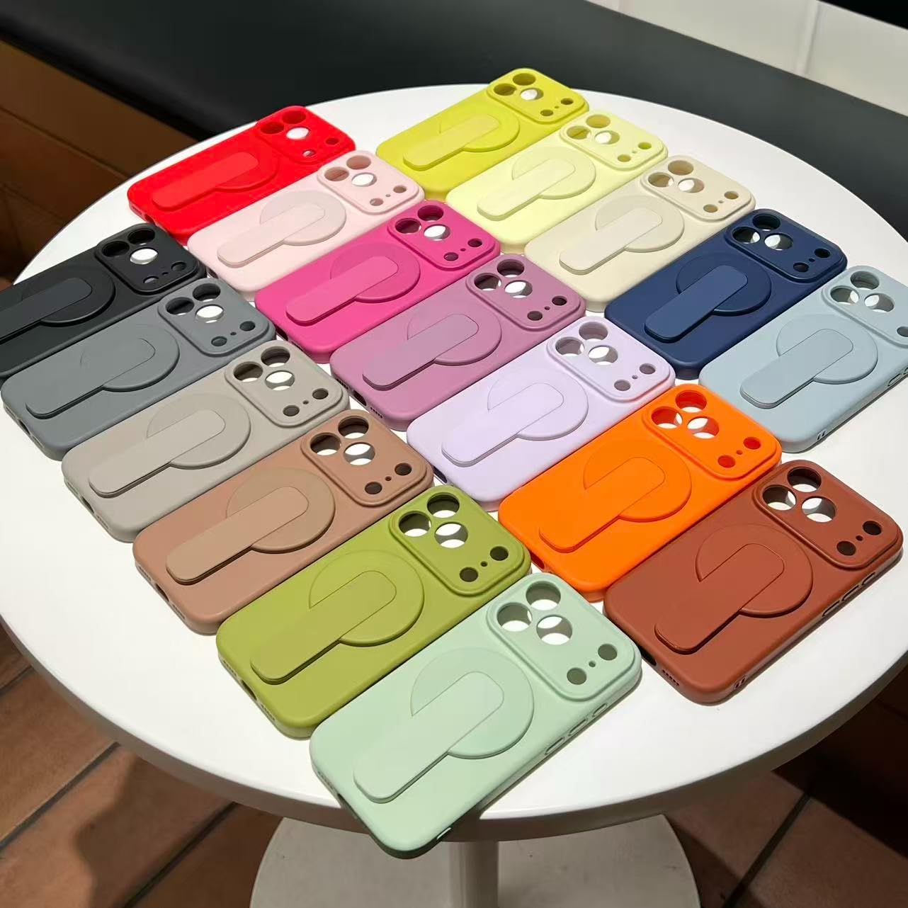 Custodia con supporto in silicone liquido per iPhone 17 Air 16 Plus 15 14 13 12 Pro Max 16e con cover posteriore morbida magnetica (per iPhone 17 Pro Max/Rosa)