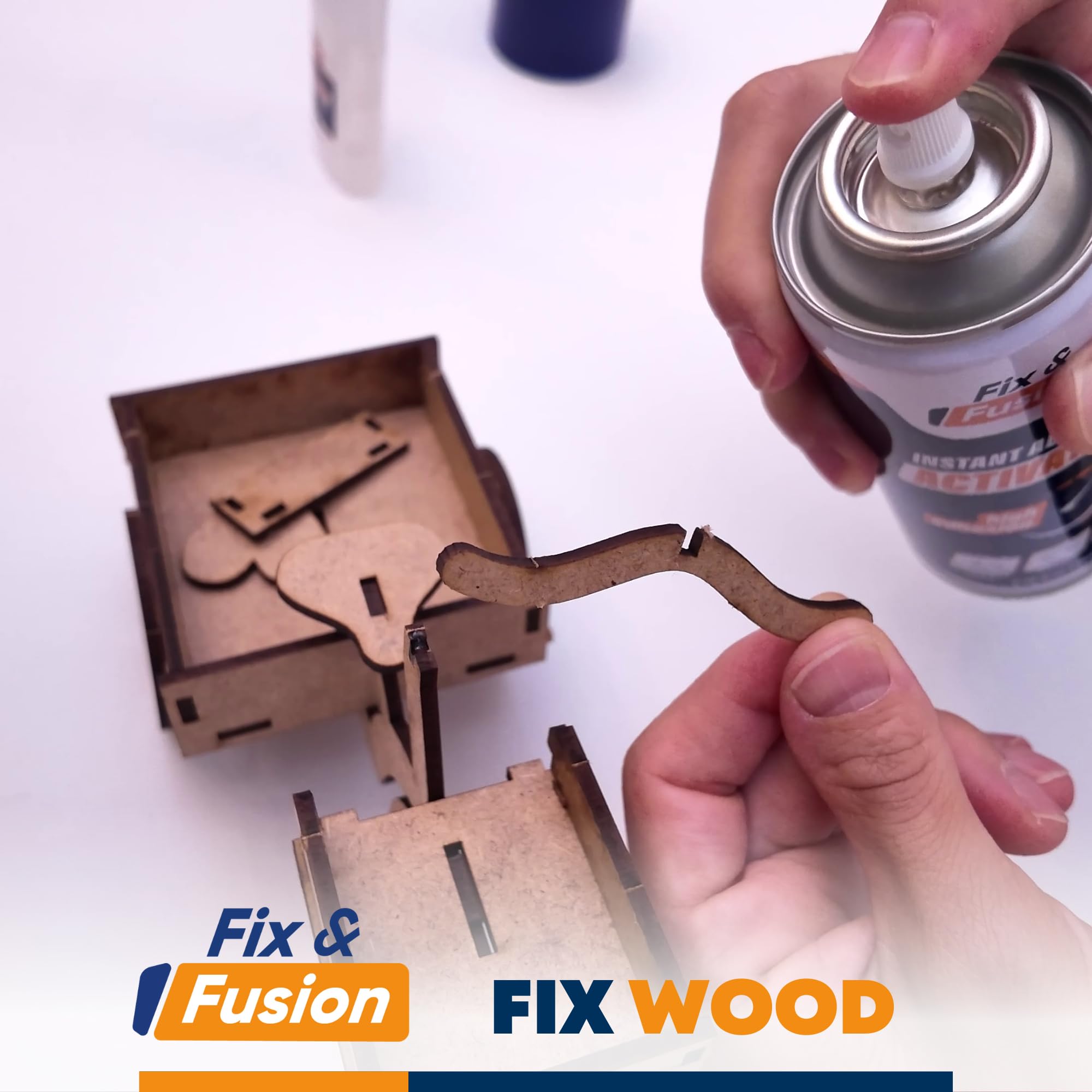 FIX & FUSION Activateur Spray (400 ml) | Accélérateur Séchage pour Colle Cyanoacrylate (CA) Super Glue | Bois, Plastique, Caoutchouc, Granit & Bricolage | Adhérence Renforcée, Séchage Rapide (2 Pack)