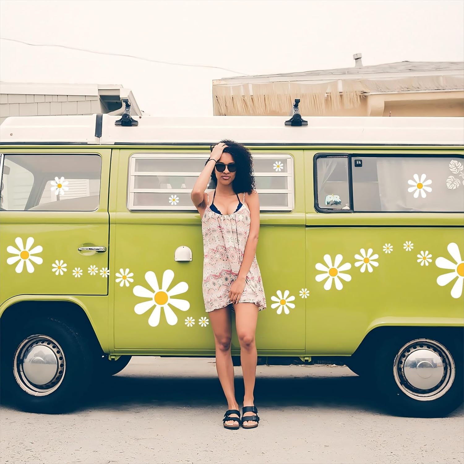 Fuutreo 12 Sheets Daisy Stickers 130 Pcs Flower Car Decals Self Adhesive Vinyl Retro Butterfly Flower Car Sticker for Bumper Mirror Window Clings Laptop Wall Decoration(Single Color,Daisy) - Image 4