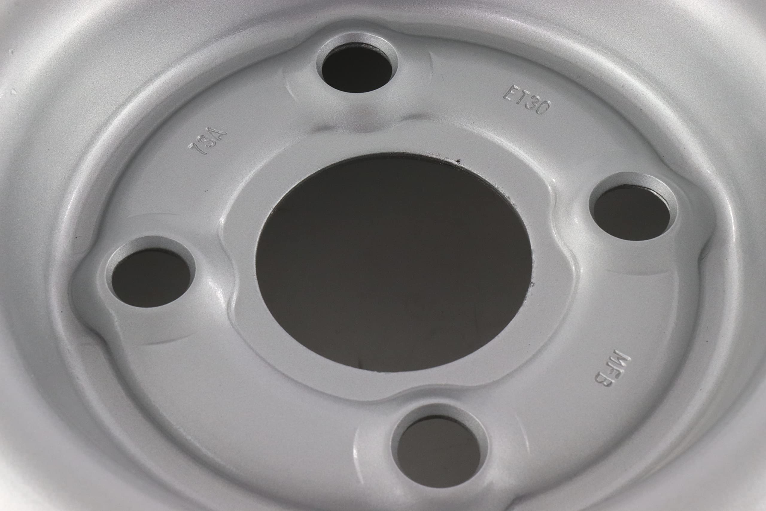 P4U - Cerchio per rimorchio in acciaio, 4 J x 13, 100 x 4 ET30, 500 kg, portata ML 57, roulotte (singolo)