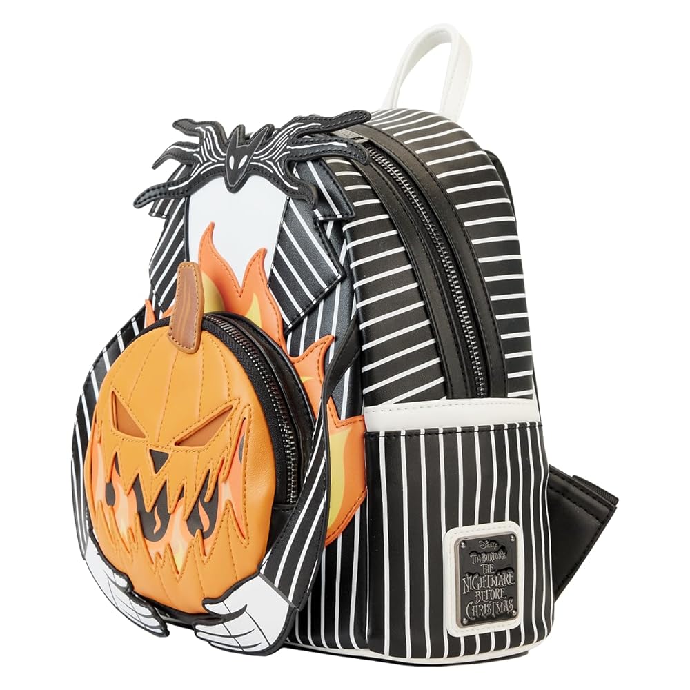 ディズニーストア　　loungefly   ハロウィン　パンプキン　バックパック Amazon.com | Loungefly Disney Nightmare Before Christmas