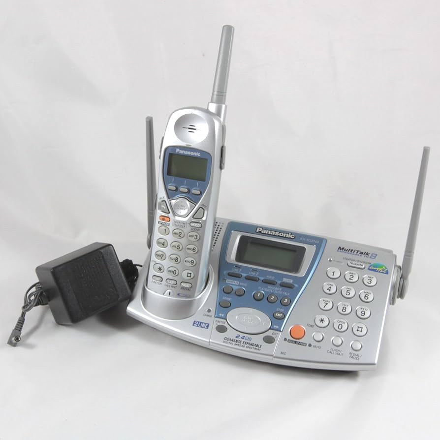 Amazon.com : Panasonic KX-TG2740S 2.4 GHz DSS 2-Line