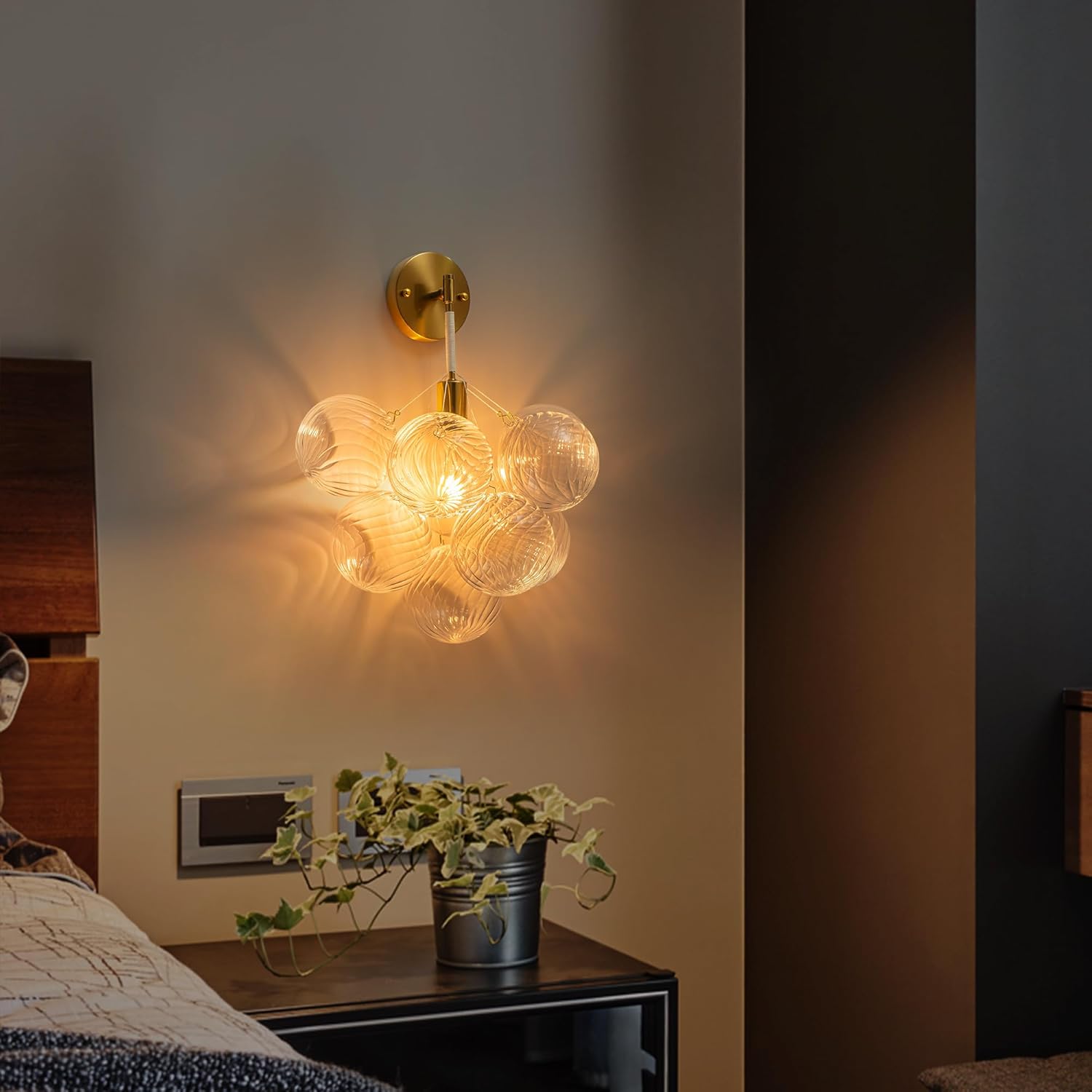 Blown Glass Bubble Wall Sconces,Clear Glass Balls Shade Wall Sconce， White and Gold Wall Mounted Light Fixture，Staircase Entrance Room, Living Room, Dining Room, Corridor, Bedroom