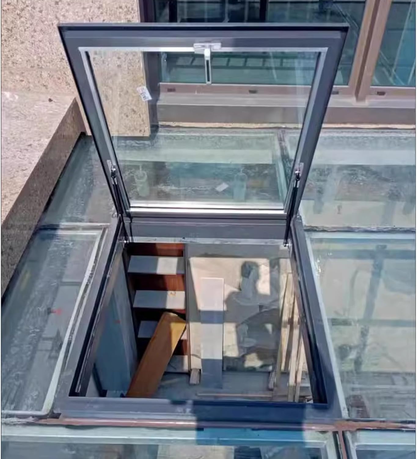 Customizable Skylight with Tempered Glass, Highly Sealed Basement Window, Universal Self-Flashed Roof Security Door for Attic/Sun Room/Sloped Roof(33x42in(83.8x106.7cm))
