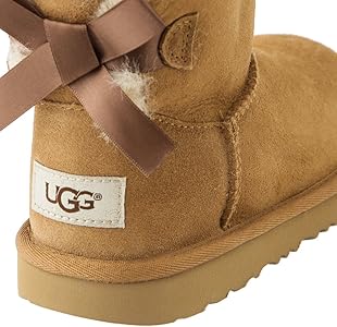 Amazon | [アグ] キッズ ベビー 子供用 ムートン ブーツ ミニベイリー