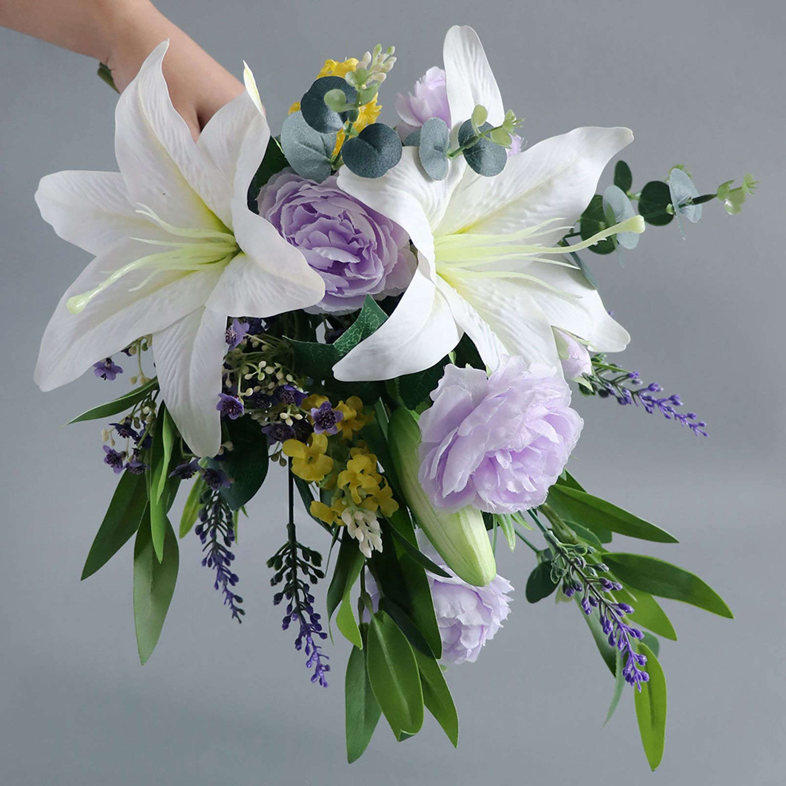 XDLEDMKIZ Romantic Wedding Bouquet For Bride Bridal, Bridesmaid Holding Bouquet, Simulation Lily Artificial Flowers For Wedding Party Church Valentine'S Day Birthday Intere