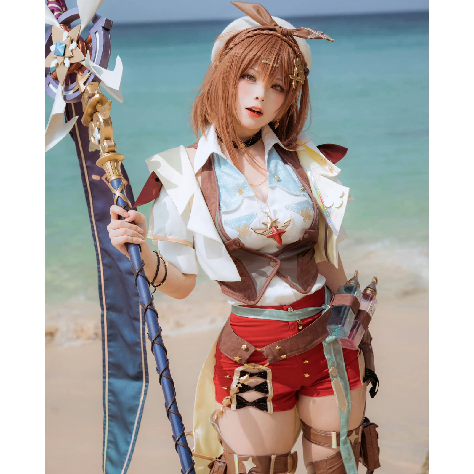 Amazon.co.jp: [Plazhen] ライザ コスプレ衣装 フルセット 帽子 レッグ 