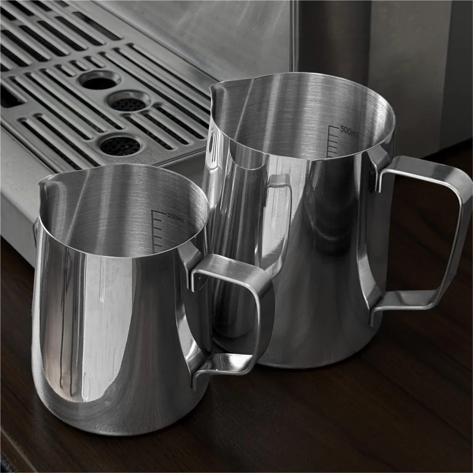 Milchschaum Kanne 350/600 ml Edelstahl-Kaffeekanne mit Skala, Barista-Dampfschale und Kaffeenadel(350ml 600ml Kit)