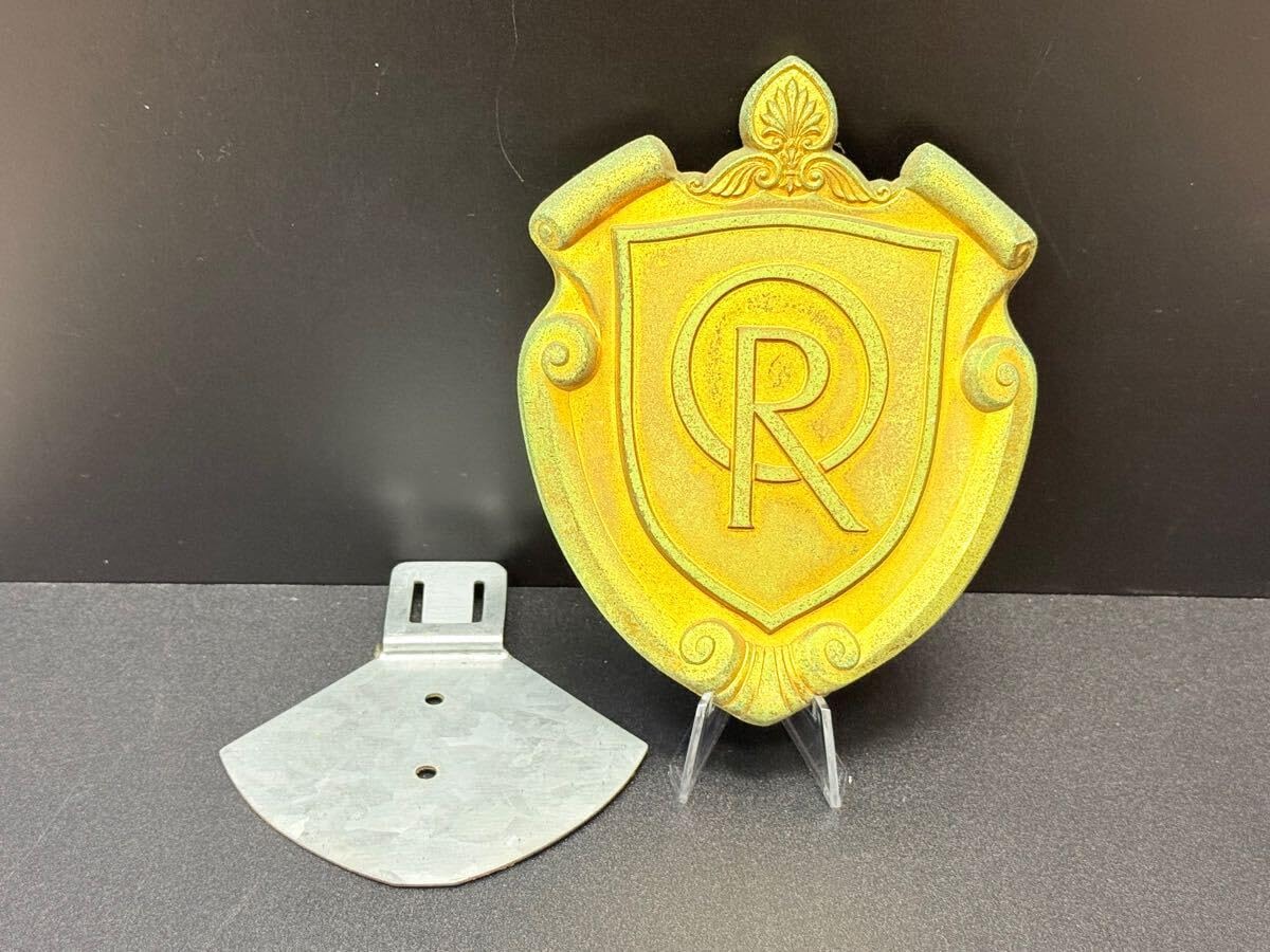 Amazon.co.jp: 支部 布教所 限定 希少 エンブレム 盾 総本山 正心館