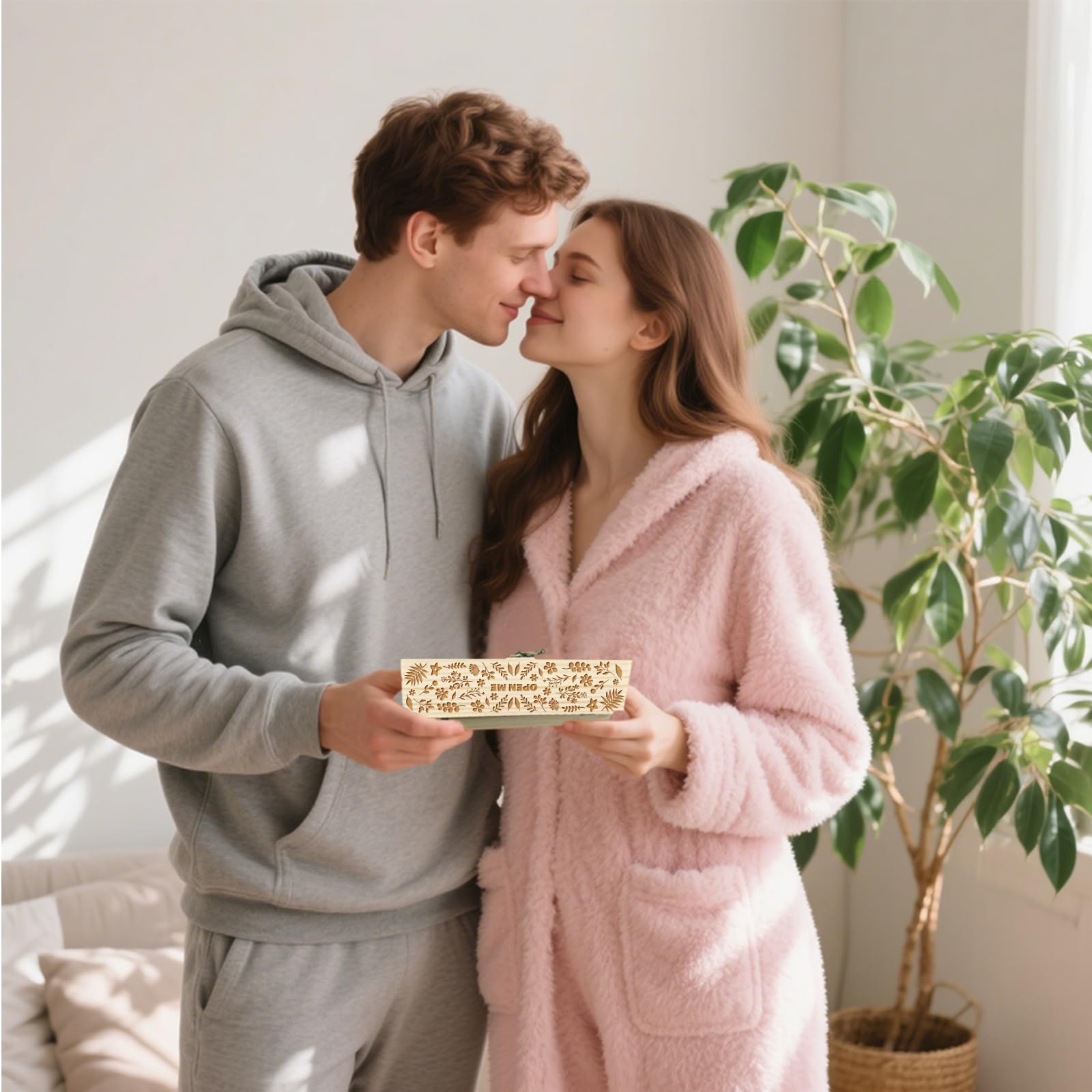 CHGCRAFT Prueba de embarazo Keepsake Box Flores y hojas Caja de madera para regalos de anuncio de embarazo con cinta de rafia y regalos de anuncio de bloqueo para papá marido, 8x2x1.2 pulgadas