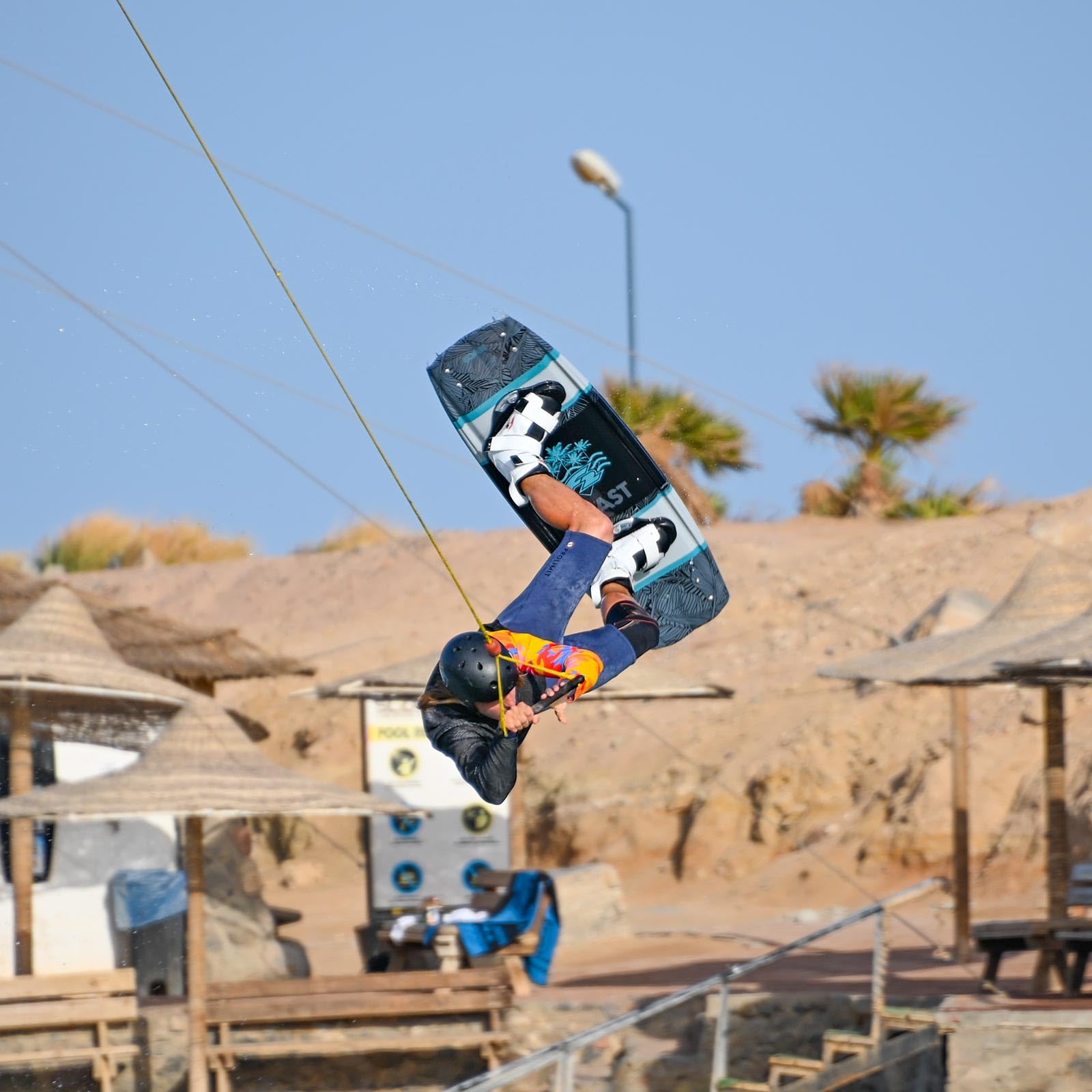F2 Set Wakeboard Coast Ocean 144cm mit Wakebindung Team Boot L/XL