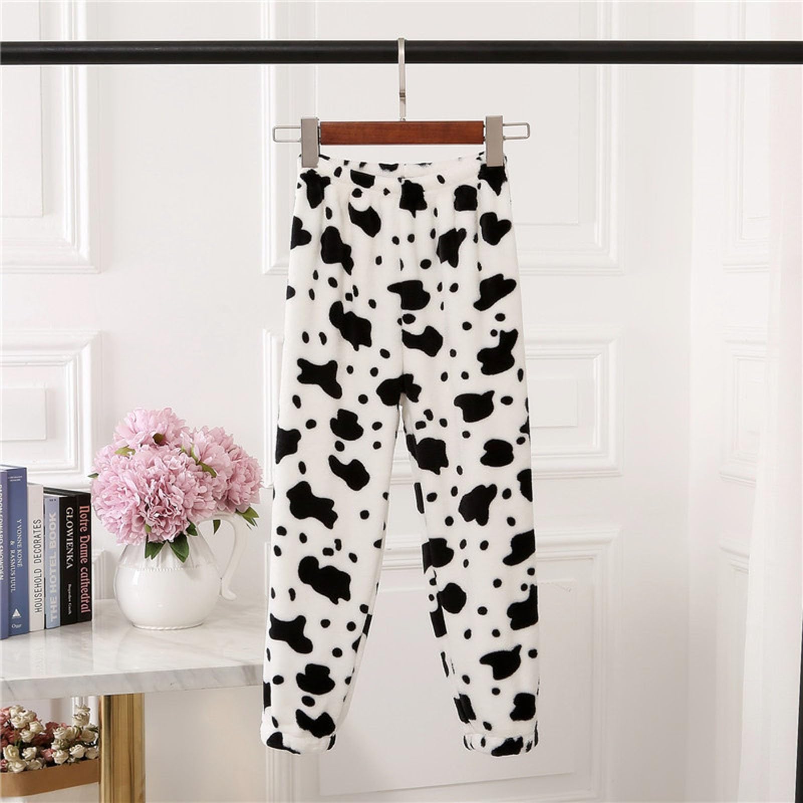 Flannel Schlafhose Mädchen lang mit Kuh Druck - Weich Bequem Schlafanzughose für Mädchen Süß Fleece Pyjama Hose Elastische Taille Kuschelig Pyjamahose Plüschhose Baggy Hosen Jogginghosen 1-12 Jahre