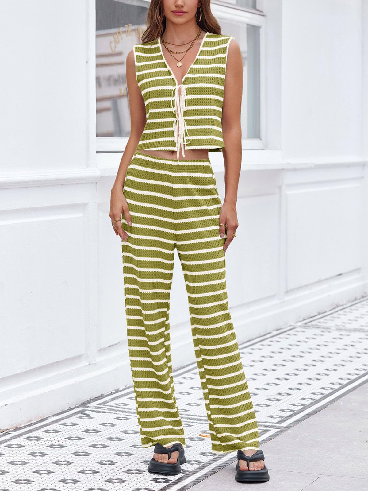 Tankaneo Set da donna all'uncinetto 2 pezzi abiti con cravatta anteriore senza maniche top pantaloni a gamba larga in maglia a righe Y2K set abbinati