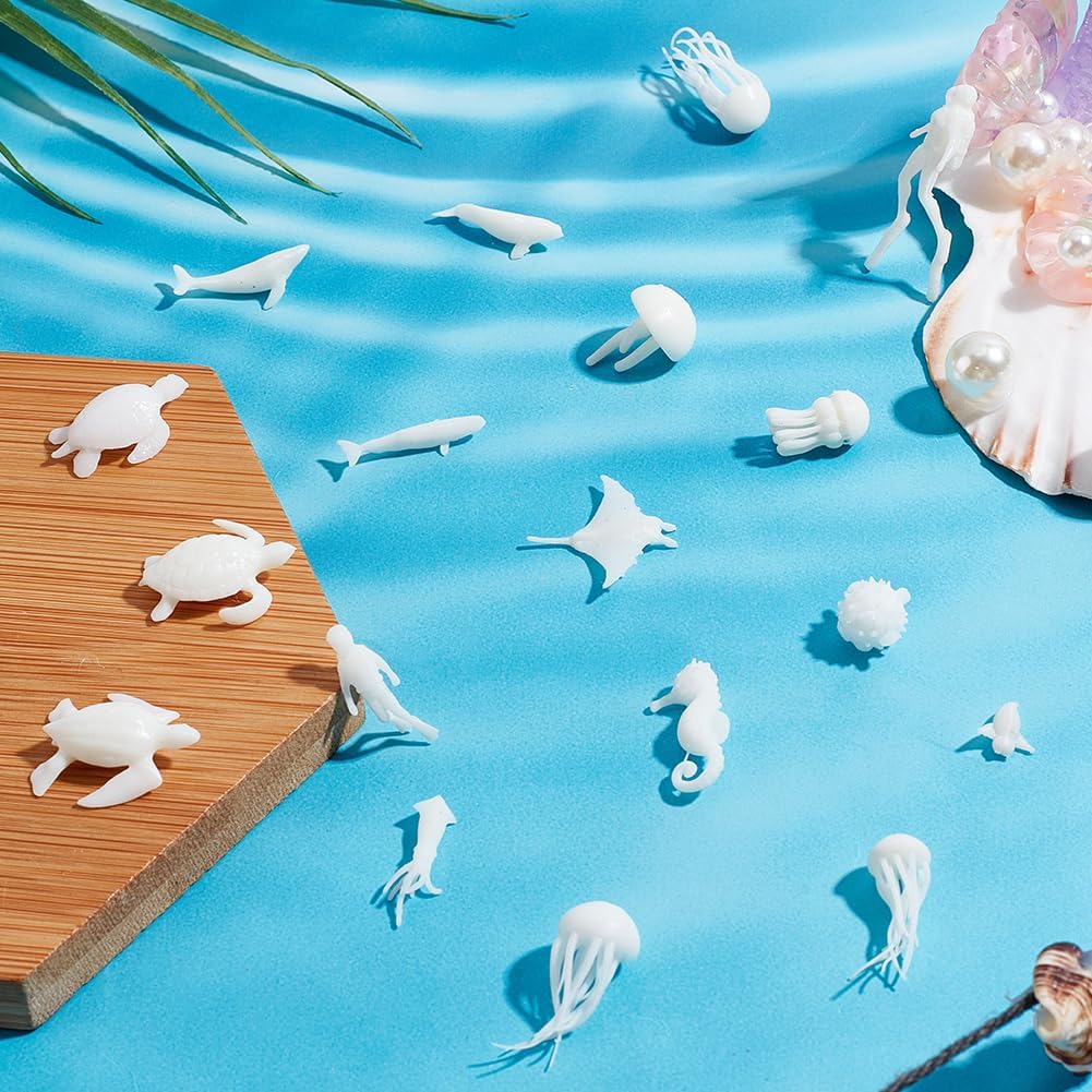 FREEBLOSS 18Pcs 0.24''-1.26'' Mini Resin Fillers Model Miniature Ocean Animal Figurines for Jewelry Making 3D Resin Mold Miniature for DIY Micro Display Deco White image 5
