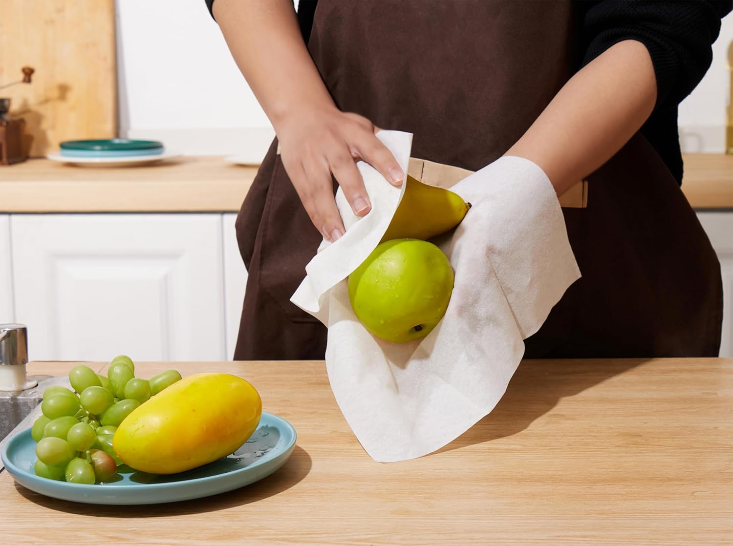 Disposable Cloth-Like Napkins,Decorative Bathroom Linen Feel Hand Towels,Guest Towels for Parties, Weddings, Anniversary, Dinners or Events 15.7 X 7.8 Inch Pack of 200