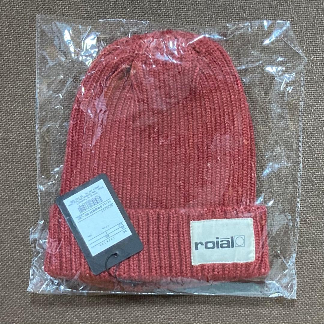 roial 赤 ニット帽