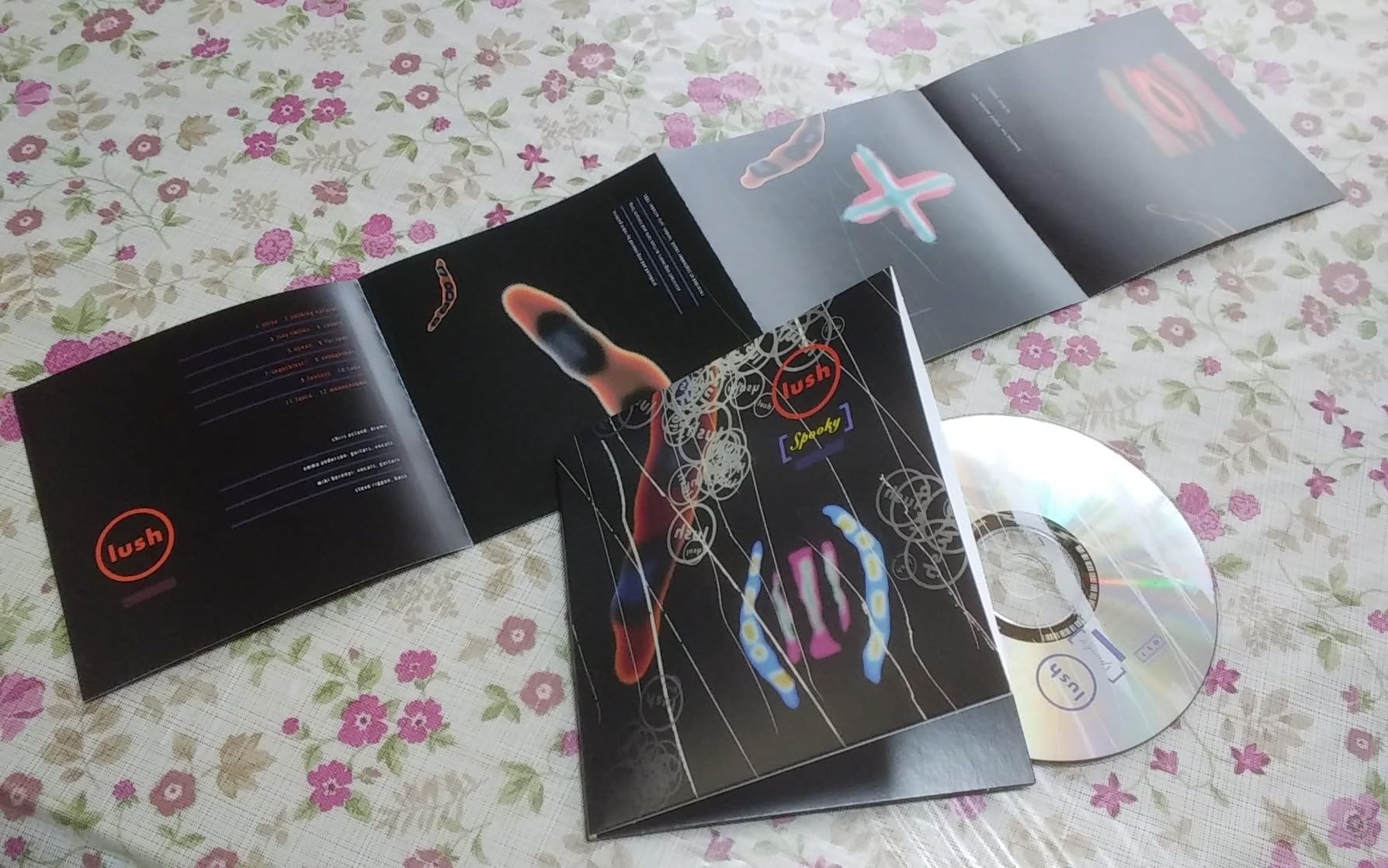 Amazon.co.jp: Spooky [輸入盤CD] (4AD0451CD)_1858: ミュージック