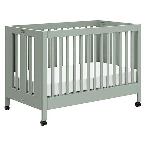 Babyletto Maki Cuna plegable portátil 2 en 1 con kit de conversión de cama para niños pequeños en salvia clara, certificado Greenguard Gold