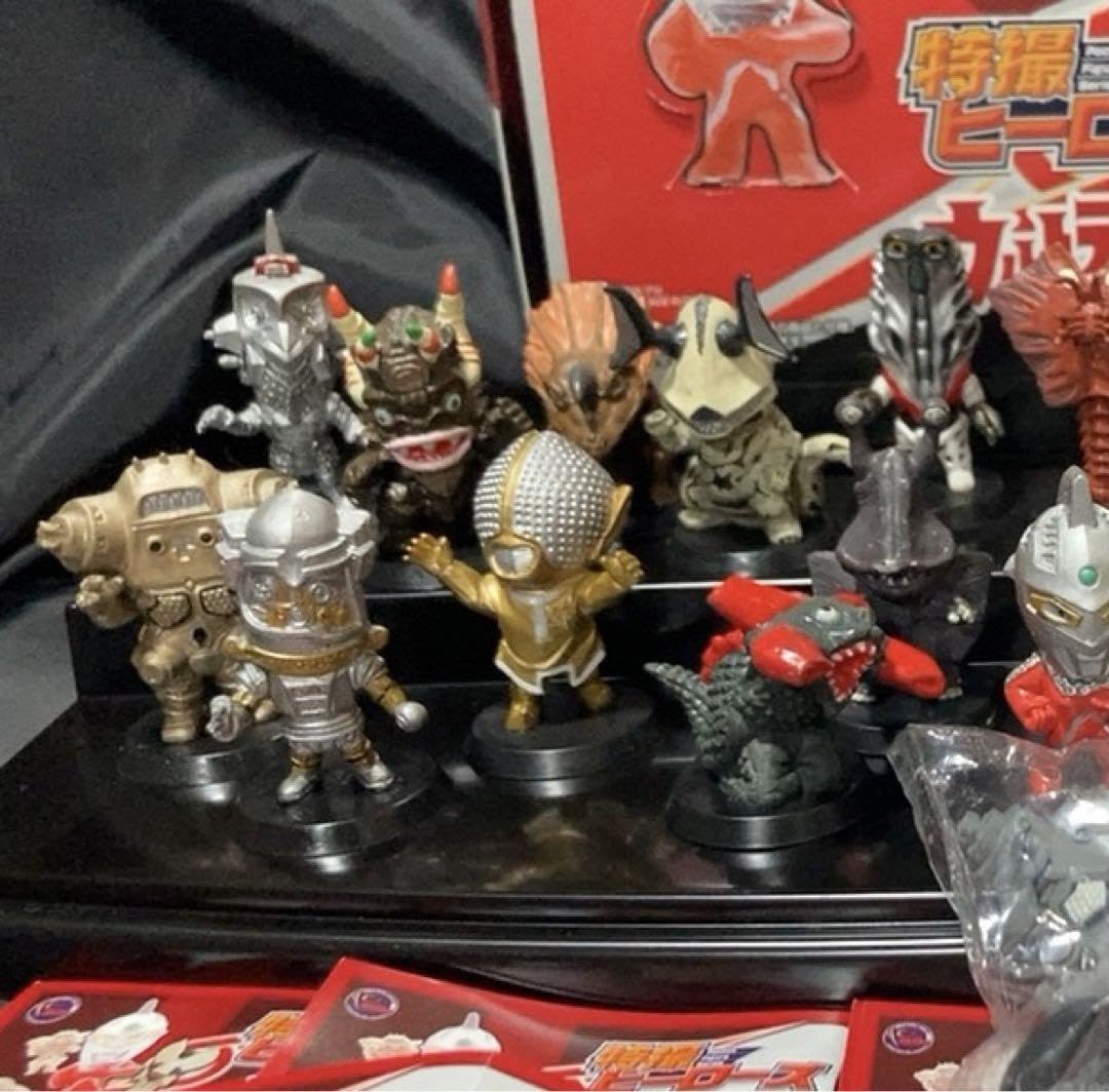 特撮ヒーローズ　ウルトラマン　ノーマル２４種コンププラス８種　一部未開封全３２種 特撮ヒーローズ ウルトラマン ノーマル24種コンププラス8種