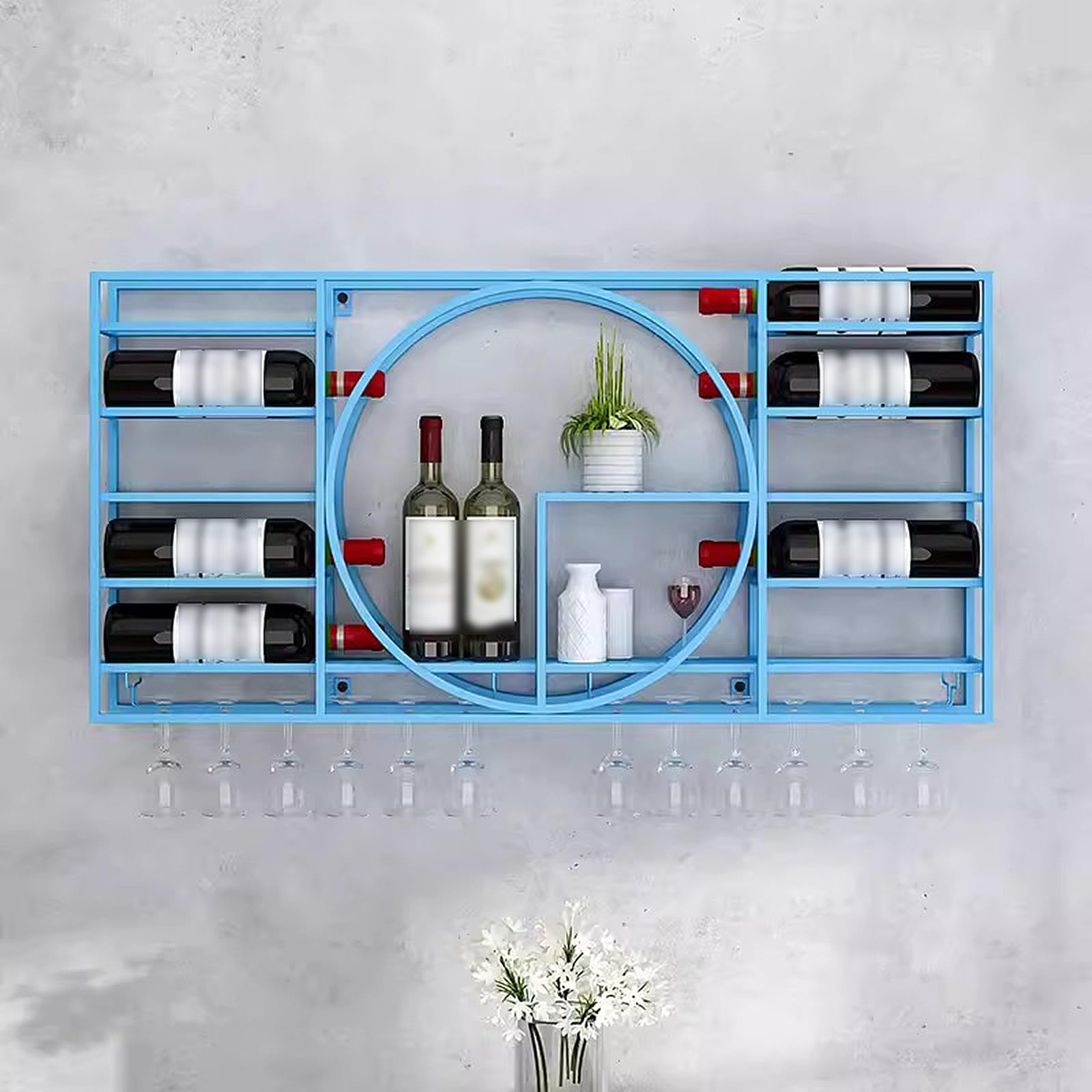 Casier à vin mural en métal pour une ambiance bistrot dans la cuisine
