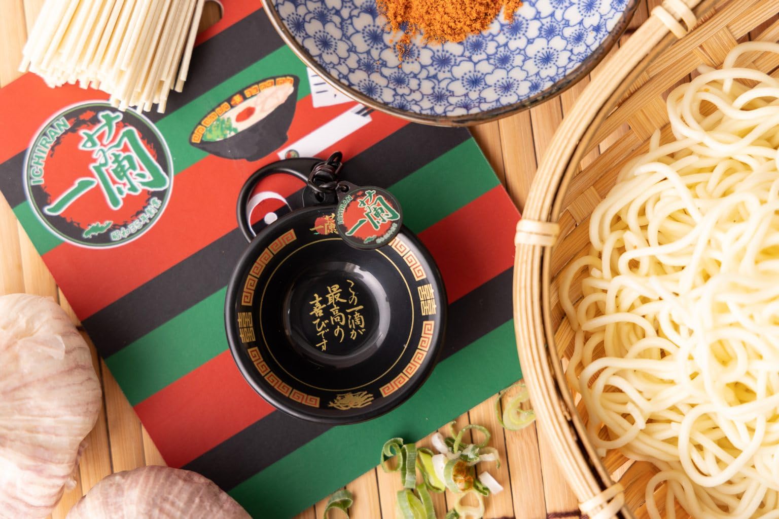 Amazon.co.jp: 台湾限定 一蘭 拉麺 ラーメン どんぶり キーホルダー型