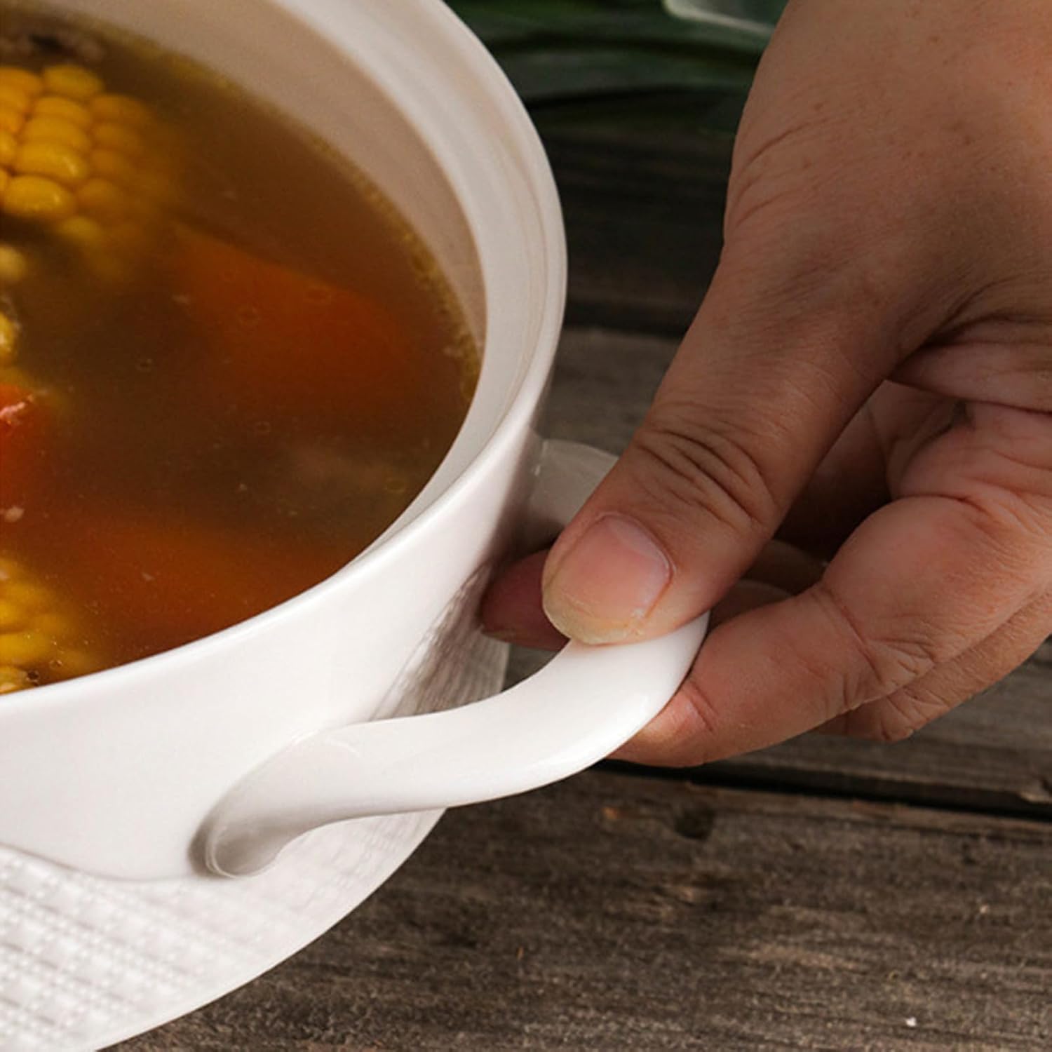 Ceramic Soup Tureen with Glass Lid Porcelain Serving Soup Tureen for Restaurant Home Kitchen Decoration White Ceramic Round Tureen with Ladle, Cooking Soup for Home Office Dorm,2.1L