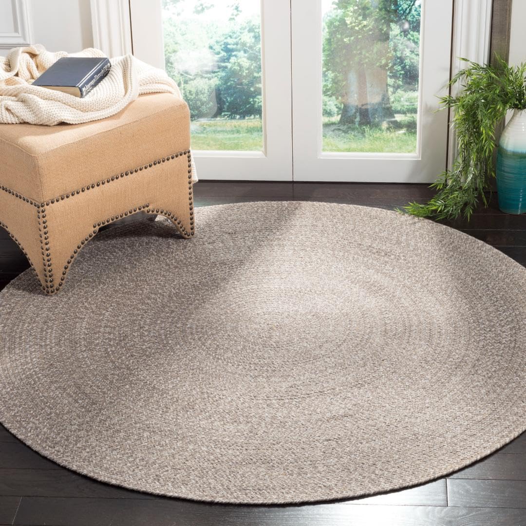 SAFAVIEH Braided Collection Area Rug - 5' Round, Ivory & Beige, Handmade Country Rustic Farmhouse Reversible Cotton, Ideal for High Traffic Areas in Living Room, Bedroom (BRD256B)