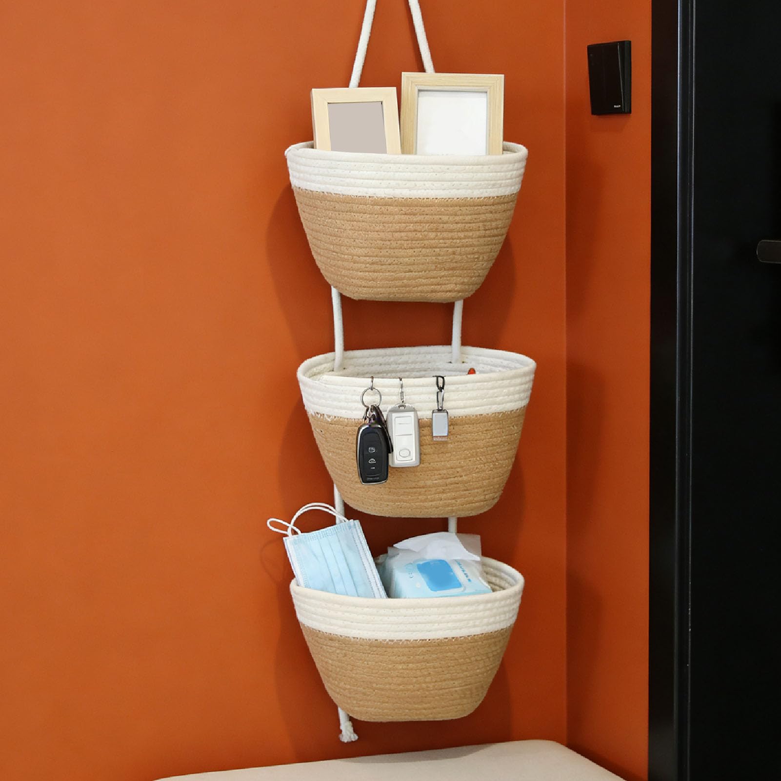3 Tier Cestino Appeso, Organizzatore da Parete con Corde in Cotone Morbido Rimovibile con 3 Cestini Indipendenti, per Soggiorno Camera da Letto Ripostiglio (Cachi bianco)
