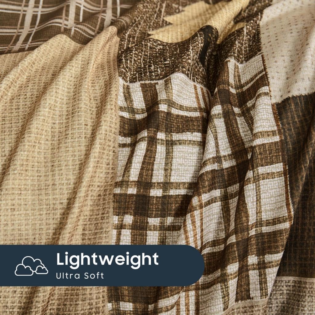 Wake In Cloud - Rustic Duvet Cover Set, Cabin Western Christmas Holiday Country Theme with Bear Deer Lodge Patchwork, Soft Lightweight Bedding, 3-Piece, Taupe Brown, Queen Size - Image 6