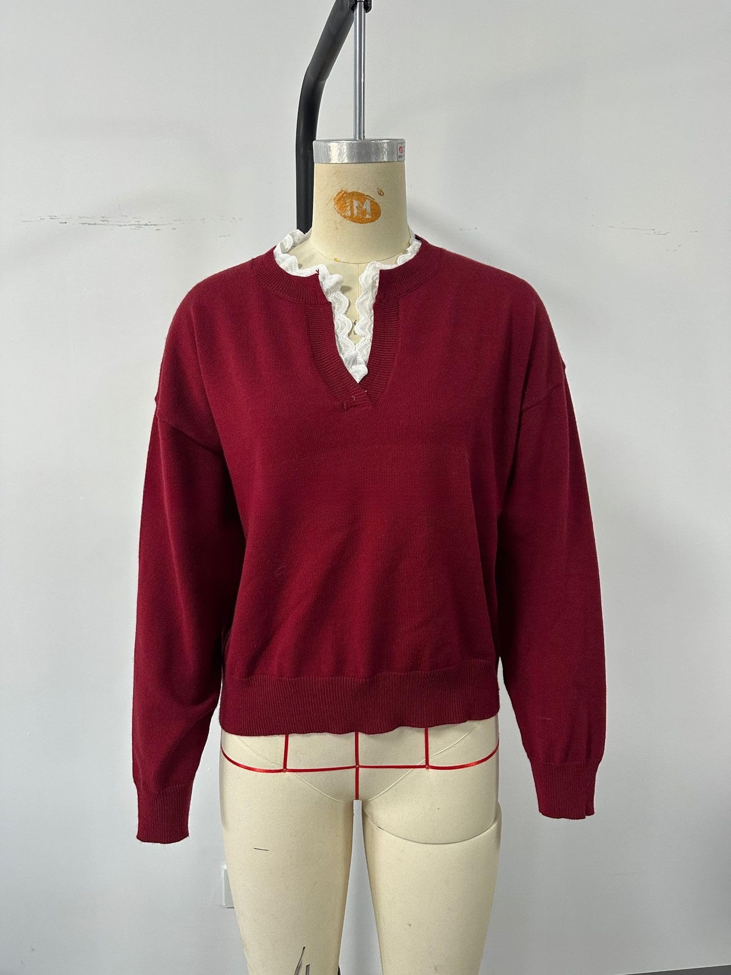 Maglione da donna in pizzo con scollo a V a maniche lunghe in maglia