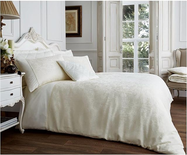 GC GAVENO CAVAILIA Soft & Cosy Fancy Glitter Royal Damask Double Duvet Set, Luxury Shiny Blossom Breathable Quilt Bedding Cover, Cream
