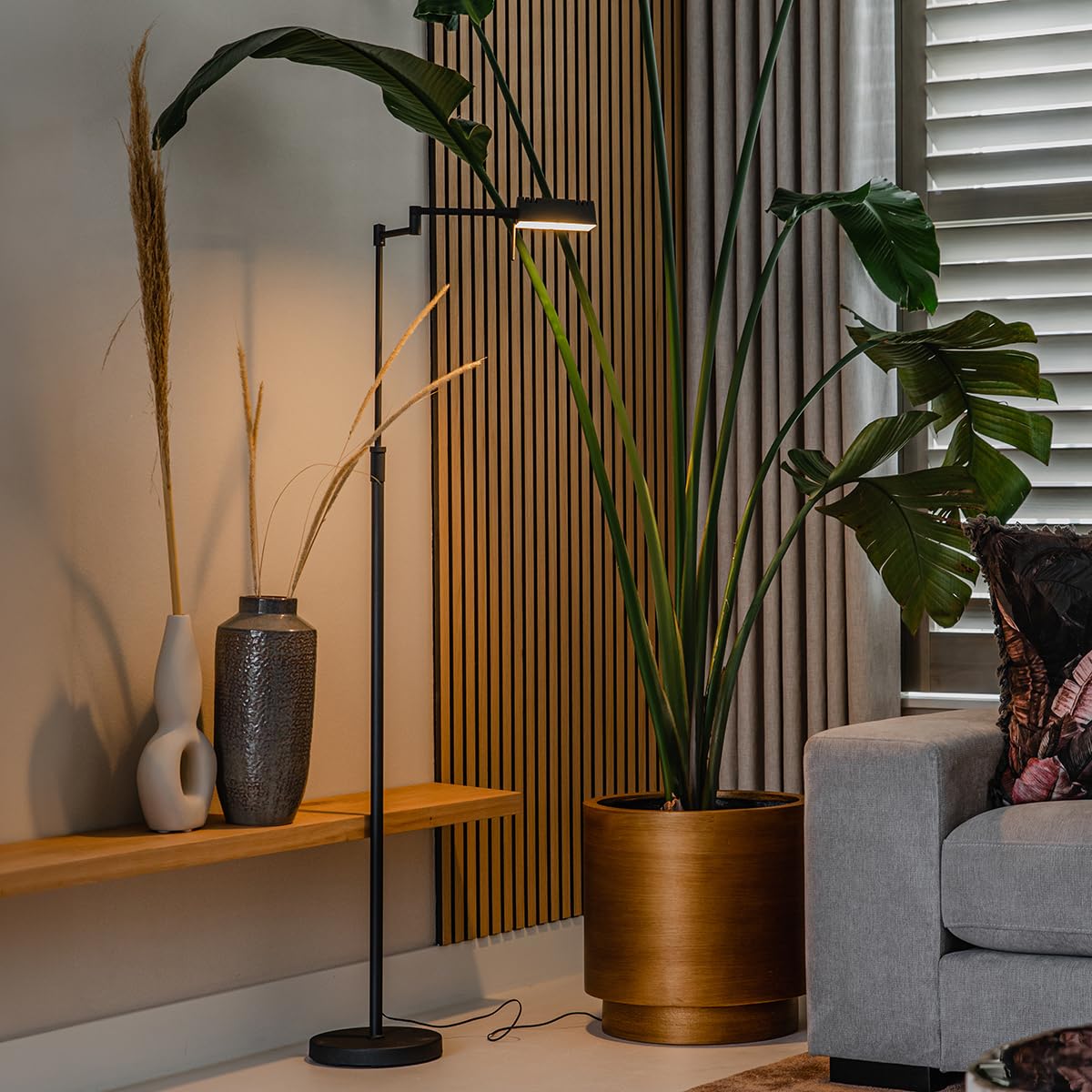 Qazqa led Design Stehleuchte, Stehlampe - Notia - Schwarz, inkl. 12W integrierter LED, 2700K, warmweiß, dimmbar, 146cm, Ideal als Wohnzimmerlampe