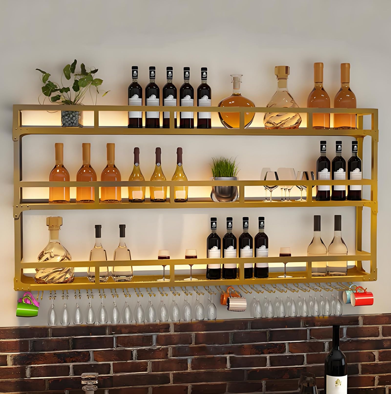 Étagère à vin murale LED dorée pour sublimer votre espace bar de salon moderne