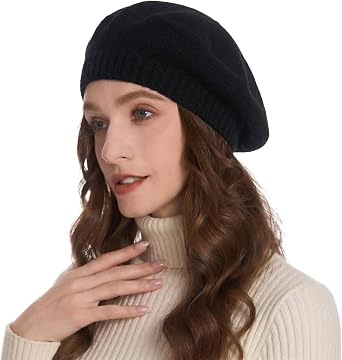 ZLYC French Beret Hat Fashion Print Lightweight Winter Warm Artist Hat for Women | soft warm, minimalist artistic vintage style, travel photo snap, daily street style, bookstore coffee date, autumn travel