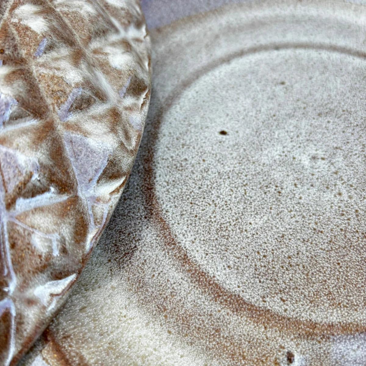 Keramik-Untersetzer Sandfarben Durchmesser: 30 cm, Höhe: 4 cm- Handgefertigt frostsicher