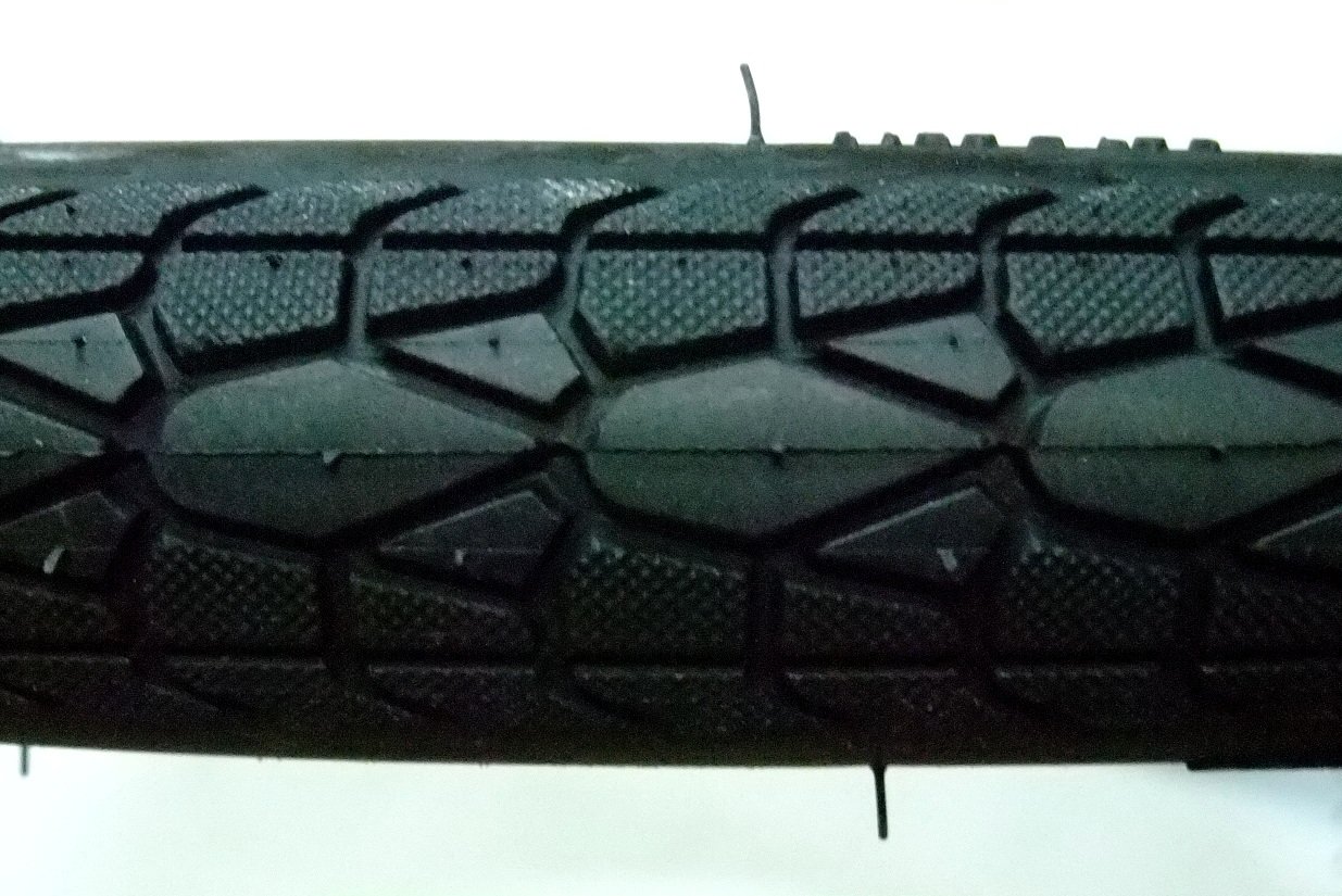 Amazon.co.jp: シンコー タイヤ（チューブ肉厚1.20㎜） 20x1-3/4