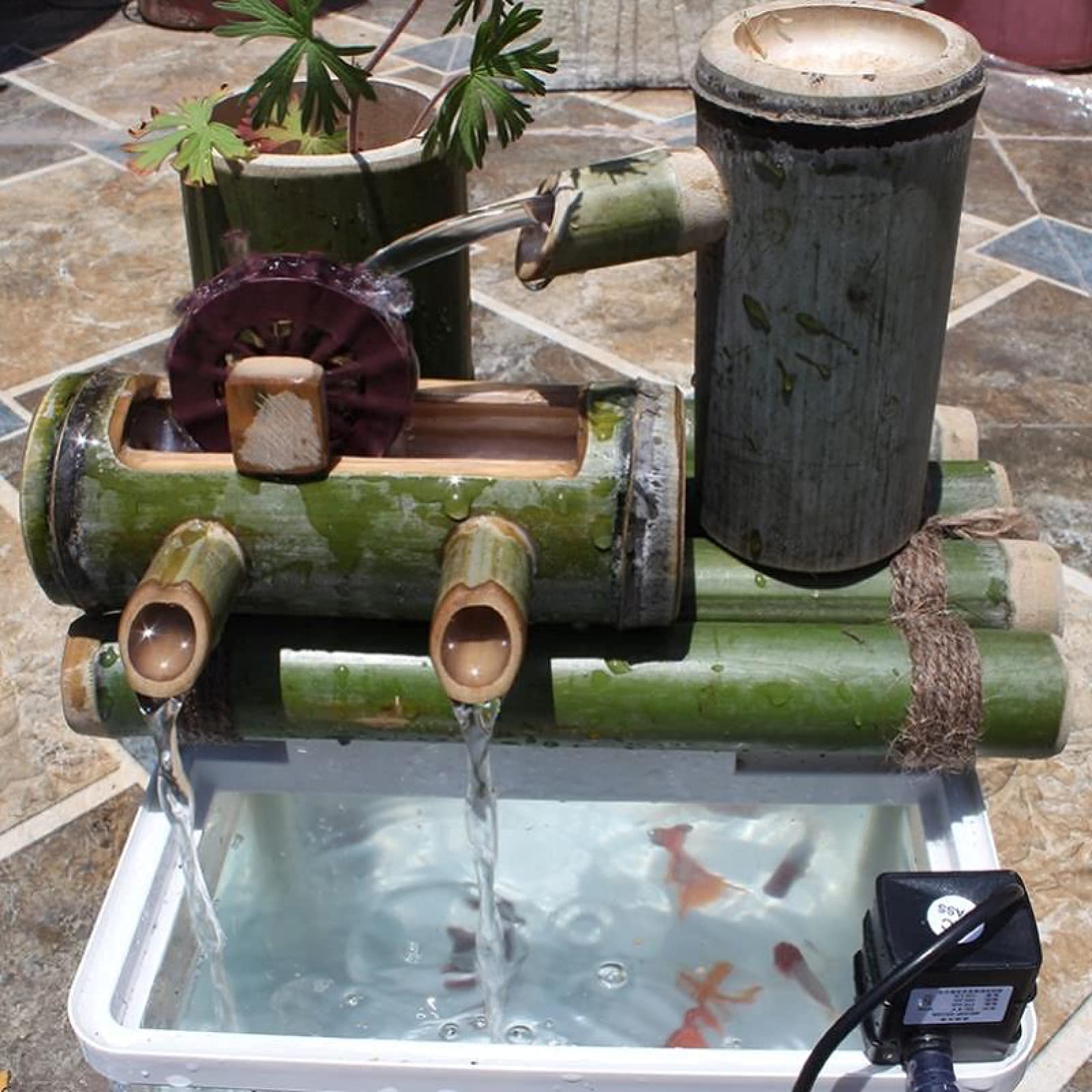 Fontaine solaire en bambou, décoration pour jardin japonais, 85 cm.