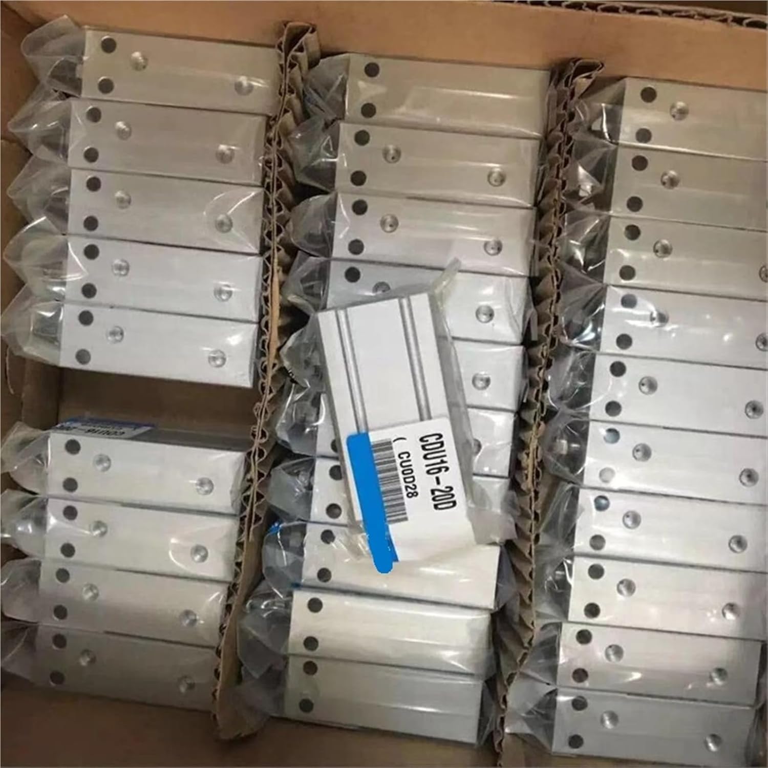 1pcs CU10 CDU10 CU10-5 CDU10-10 CU10-15 CDU10-20 CU10-25 CDU10-30 Cylinder Double Acting Single Rod(CDU10-5D)