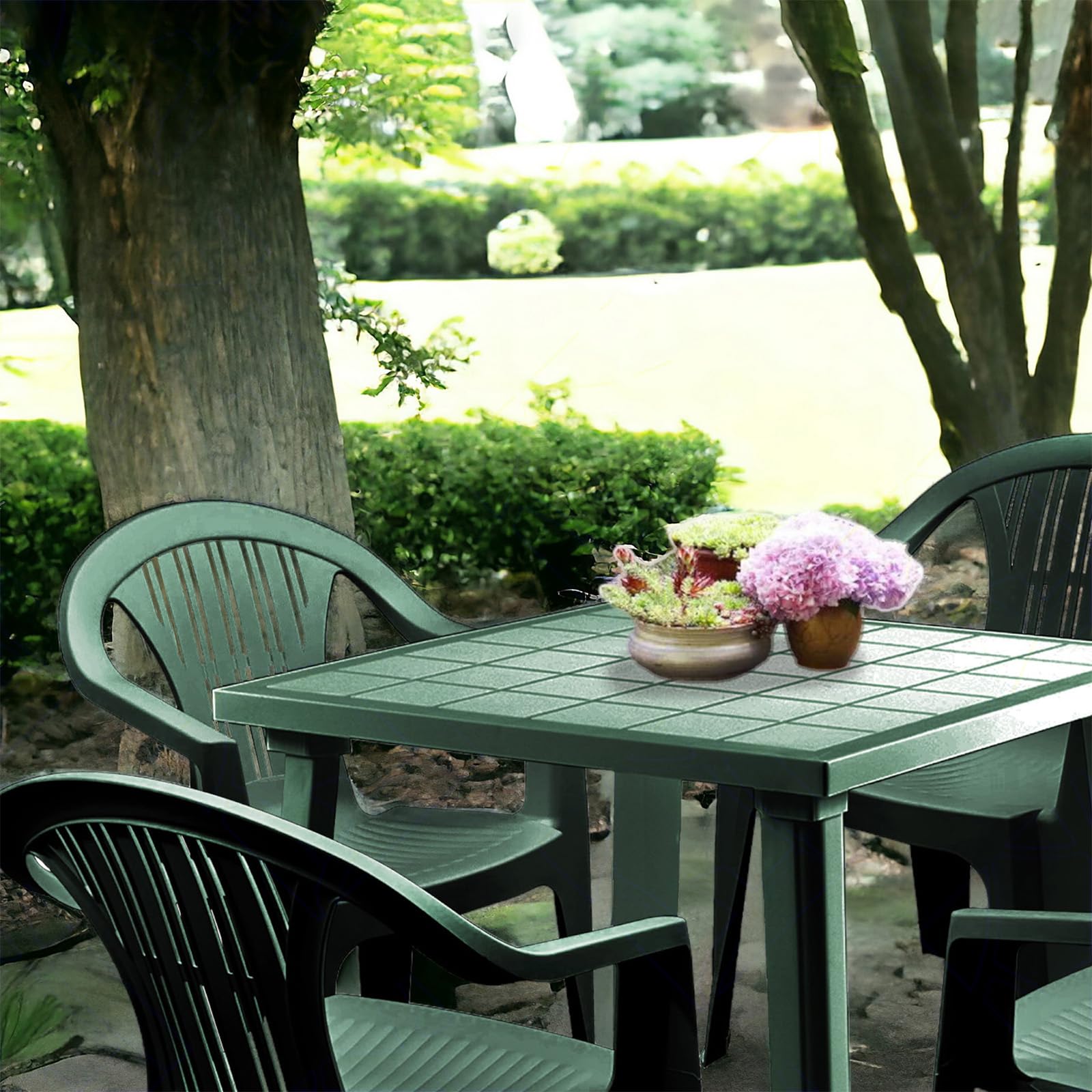 Sicignano - Lot de 4 fauteuils Ratak avec table carrée week-end 80 x 80 cm - polypropylène empilable avec accoudoirs facile à installer, mobilier intérieur extérieur jardin fabriqué en Italie