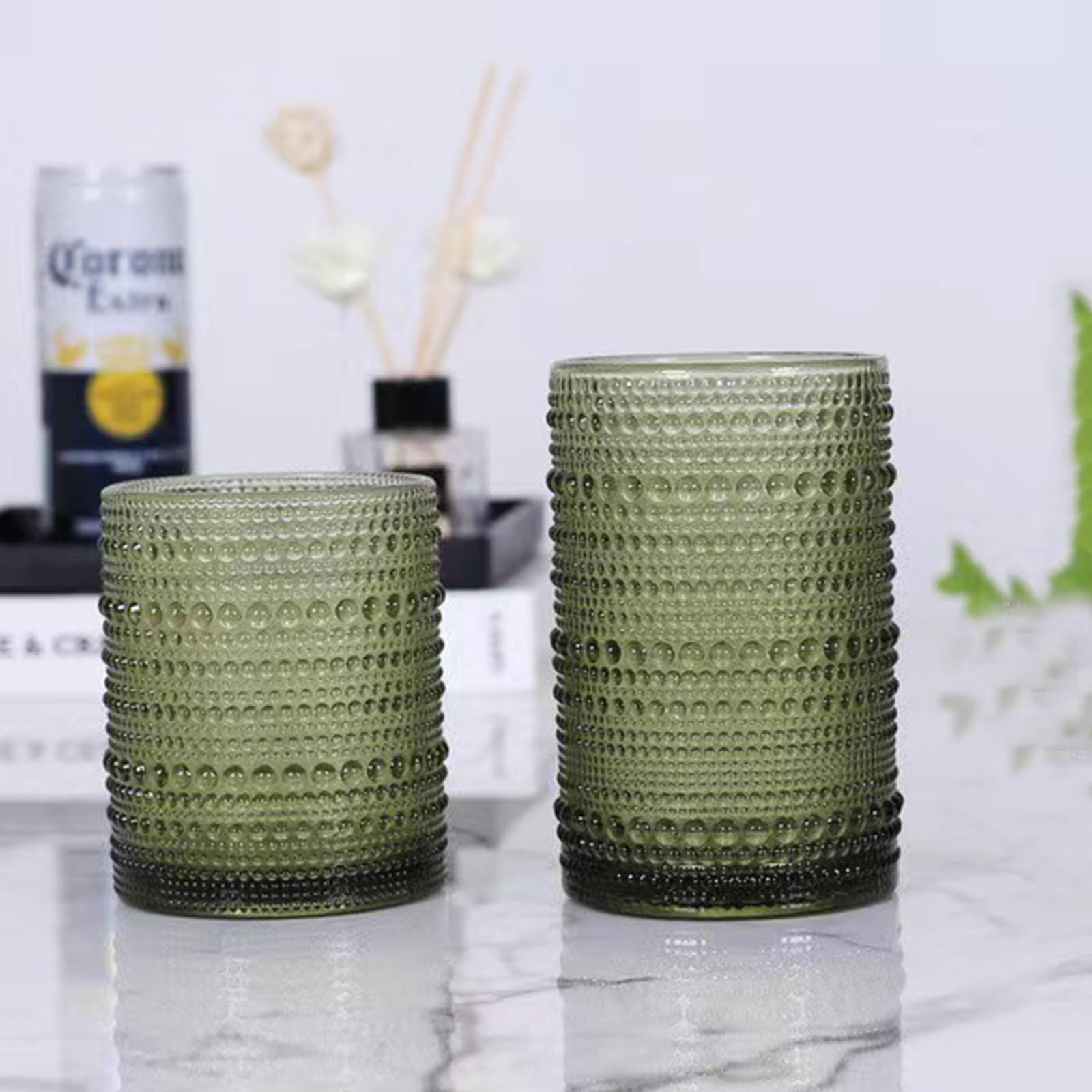 Set van 4 vintage glaswerk set, reliëf ouderwets glaswerk 4 stuks veelkleurige drinkglazen voor bier, cocktail, frisdrank en sap (350 ml x 4
