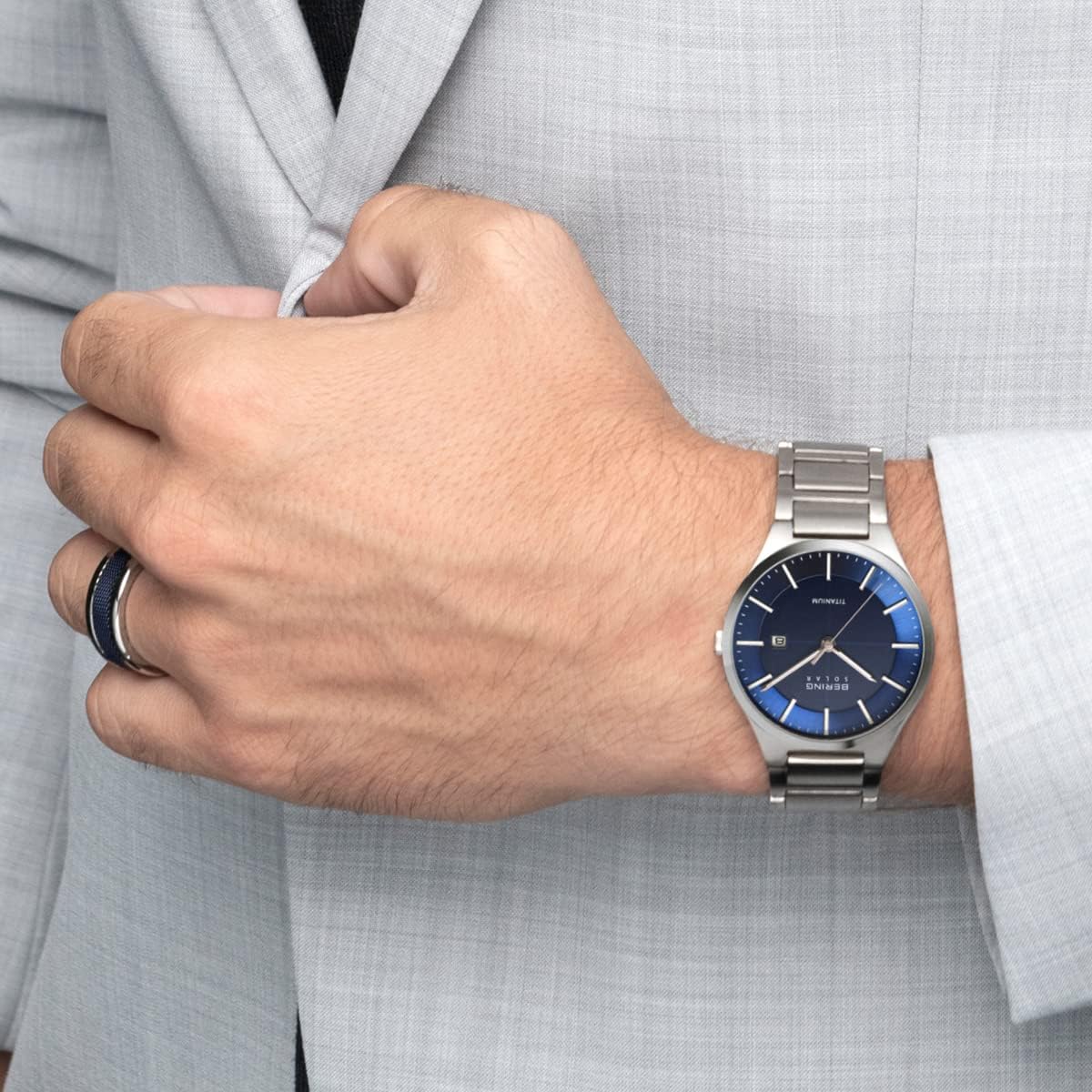 bering titanium solar