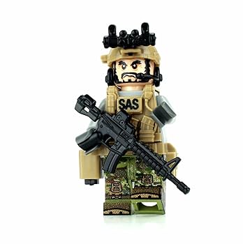 キューブリック 限定 SAS 80s 特殊部隊4体セット＋専用アサルト・ビーグル キューブリック 限定 SAS 80s 特殊部隊4体セット＋専用アサルト