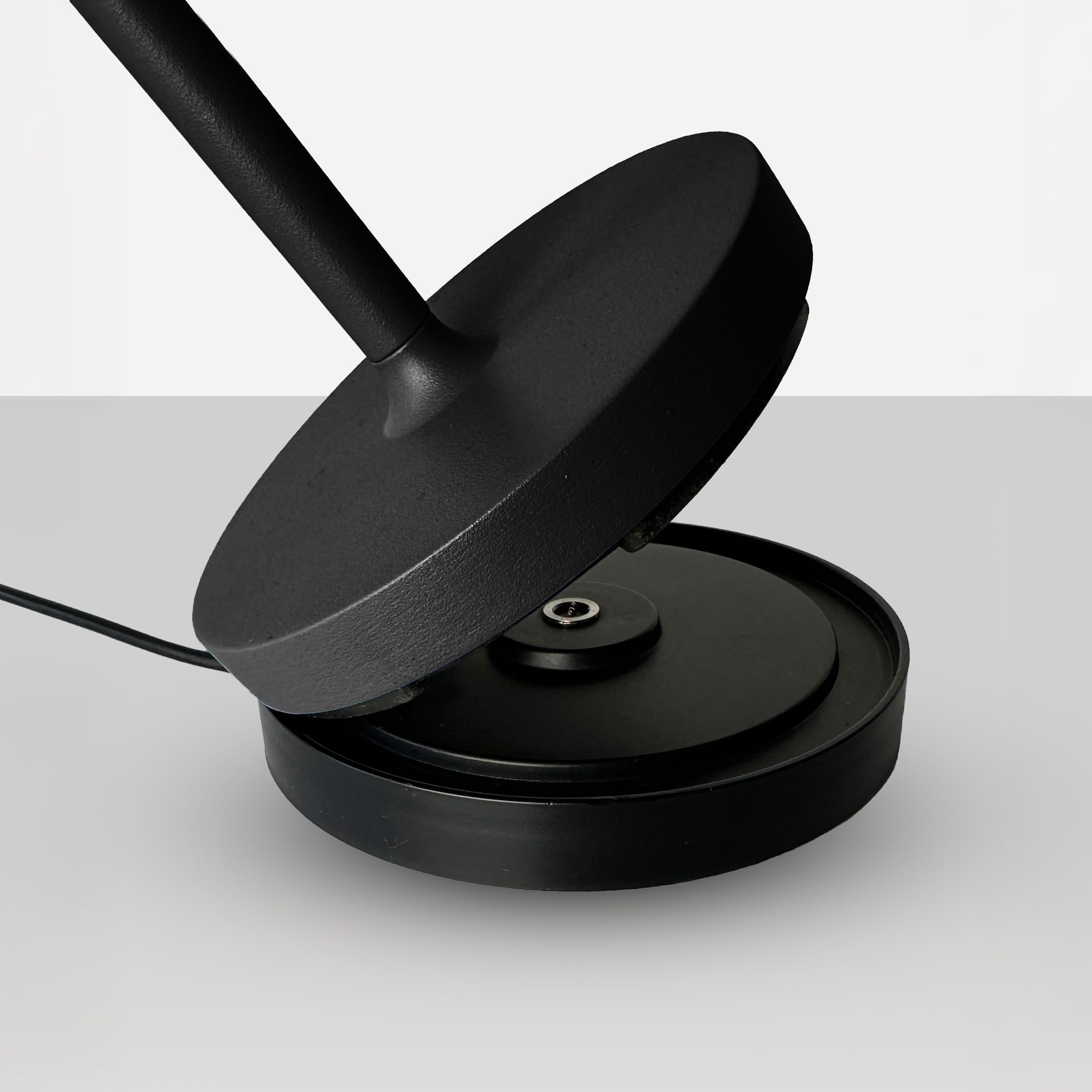EMMA Lampada da Tavolo LED Ricaricabile con Touch Dimmer| Autonomia fino a 48h|Ricarica USB con Base di Ricarica| IP54 per Interni ed Esterni |Design Originale in Alluminio (Nero)