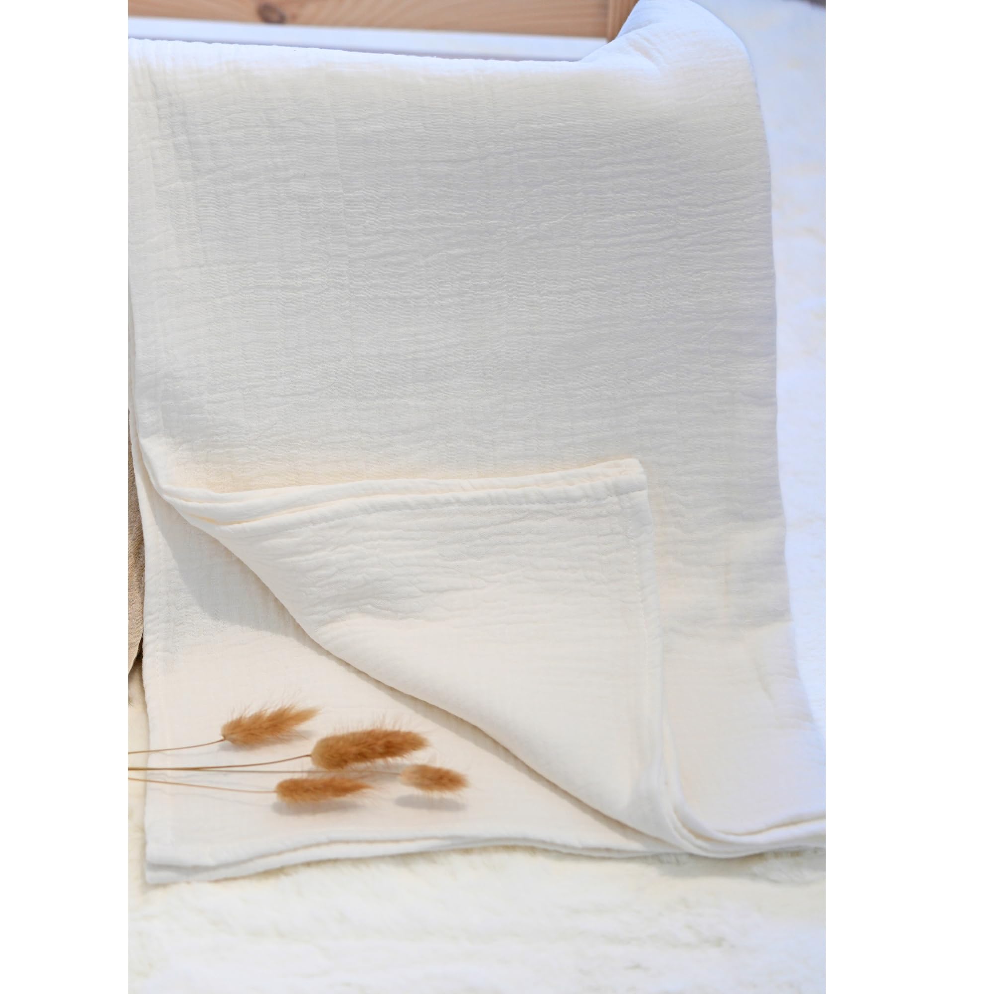 Lot de 2 Langes Bébé 120x120 cm – 100% Gaze de Coton Bio Ultra Douce – Couvertures d’Emmaillotage – Idée Cadeau de Naissance Mixte.