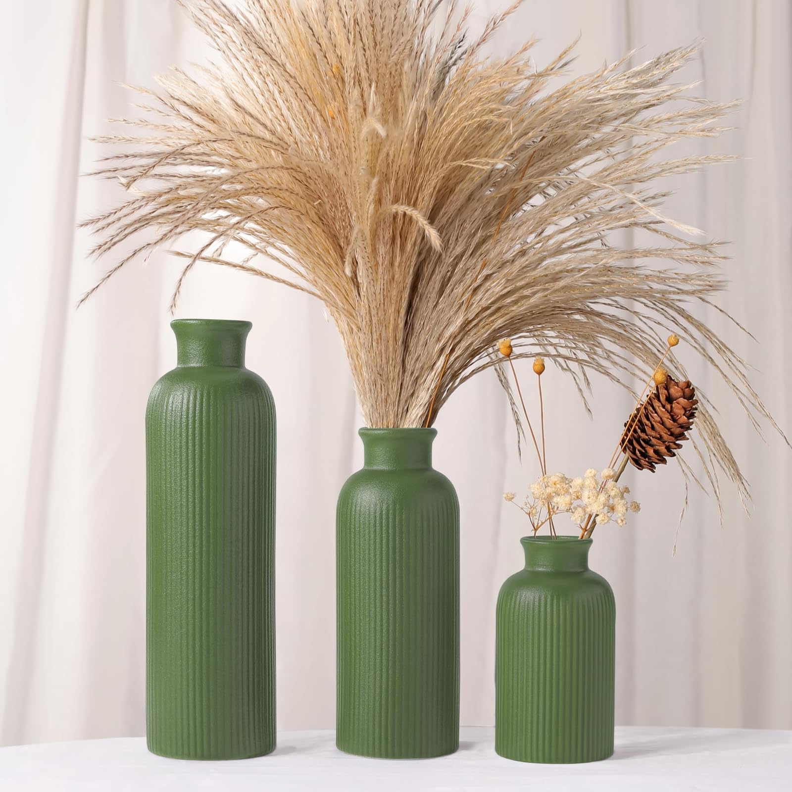 GUKJOB Set di 3 piccoli vasi in ceramica verde salvia, vasi da fiore moderni in stile Boho per la decorazione della stanza, decorazione in stile fattoria, vasi per la tua cucina, bagno, camera da