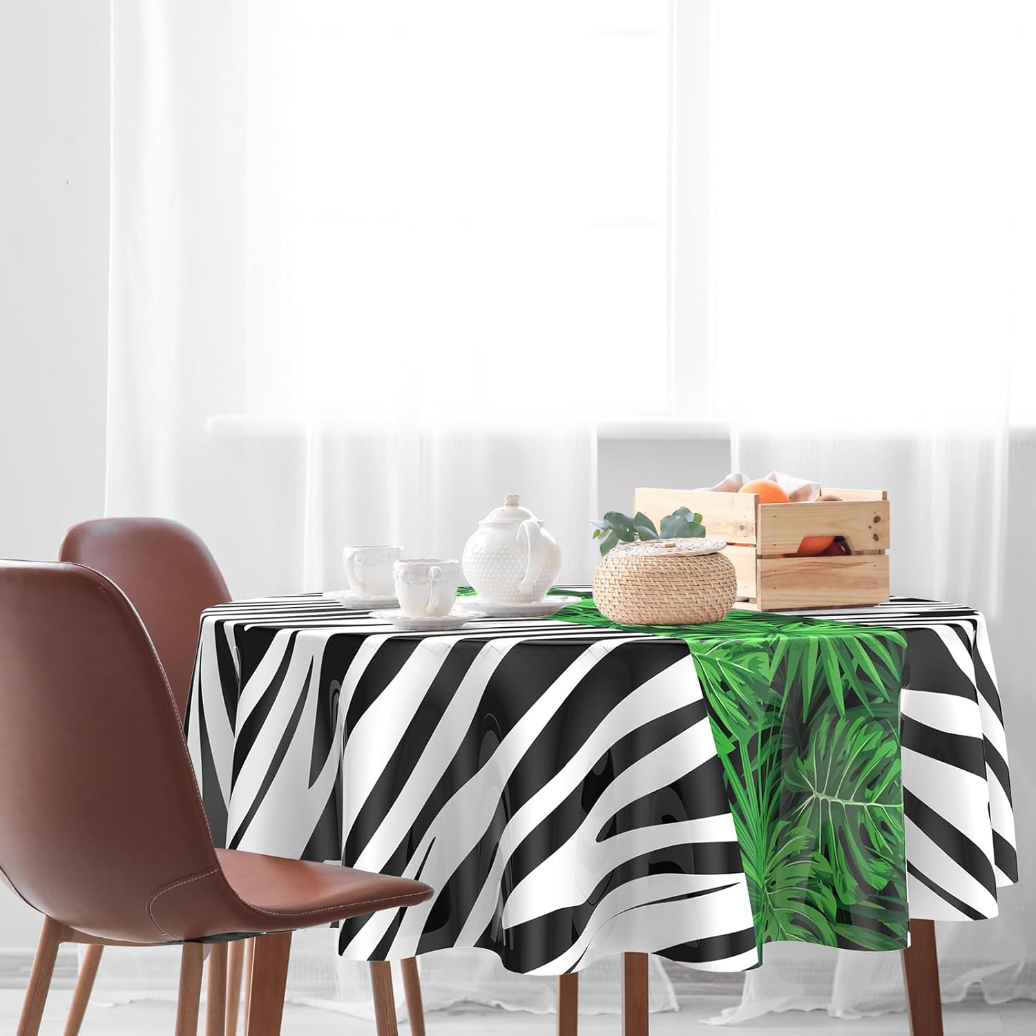 Oudain Round Jungle Safari Tablecloth Animal Print Table Cover Tropical Leaf Tiger Zebra Giraffe Print Table Cloth Wild Decoration for Zoo Party Birthday Baby Shower(Animal Theme,8 Pcs)
