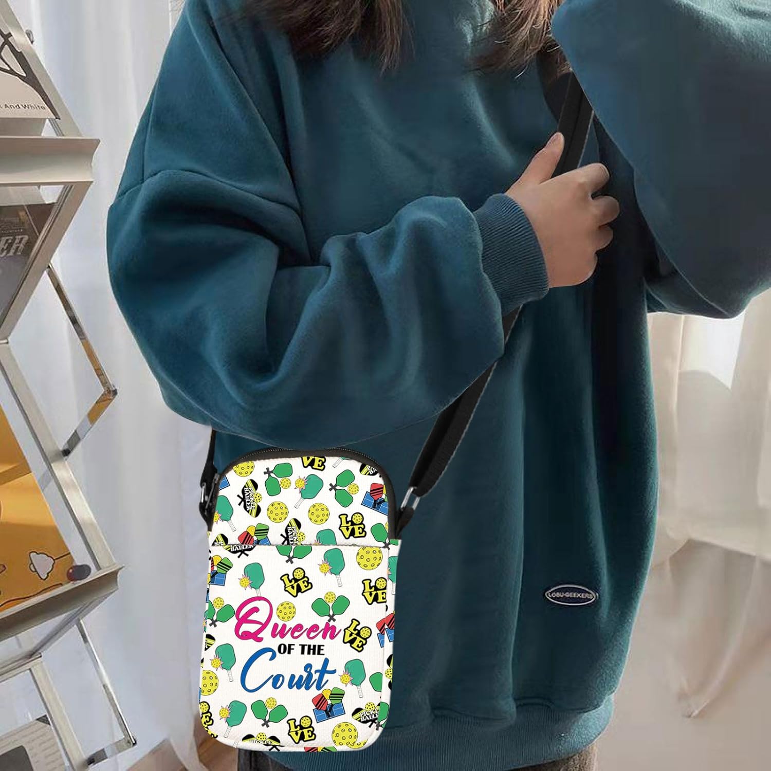 HOLLP Pickleball Queen Gift Pickleball Women Crossbody Bag Queen Of The Court Small Sling Bag - Image 3